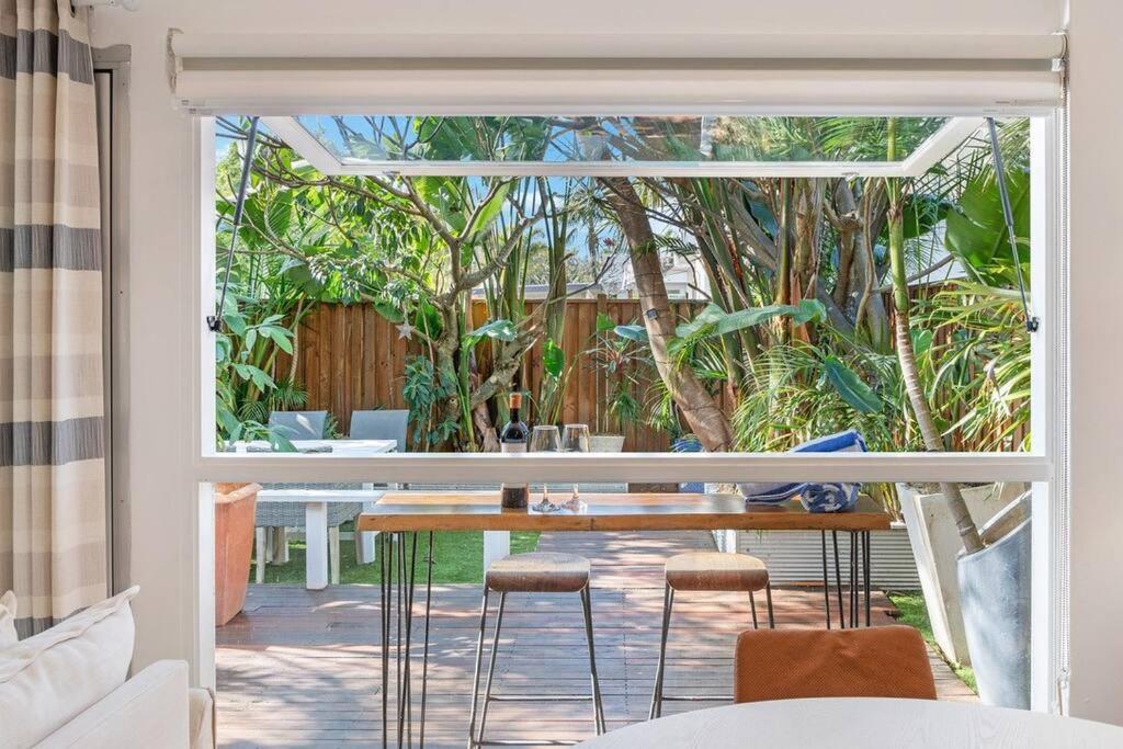 Alfred St Bungalow Steps from the Beach Pets OK