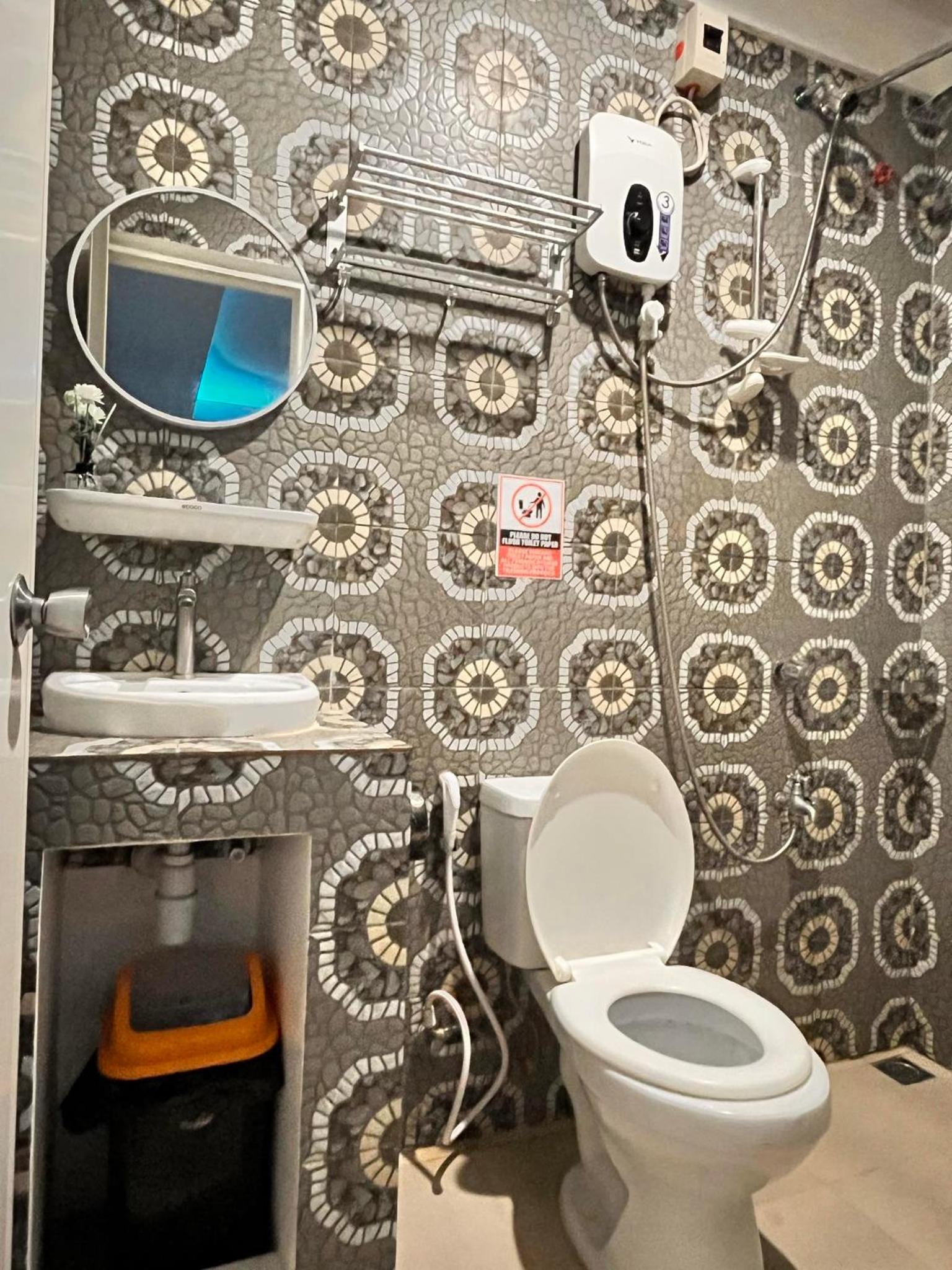 Carandang Tourist Inn