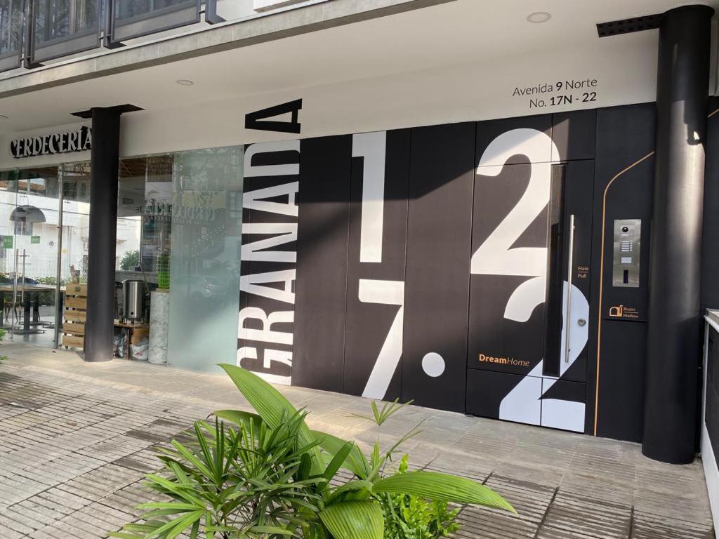 Spacious apartment in the best location 302