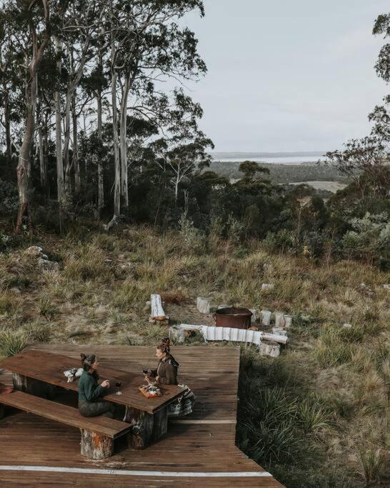 Cherry Tree Hill - The Gateway to Freycinet Park