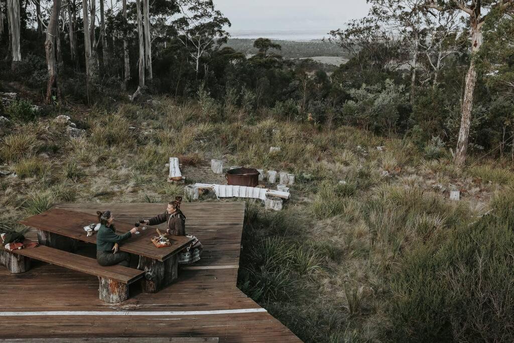Cherry Tree Hill - The Gateway to Freycinet Park