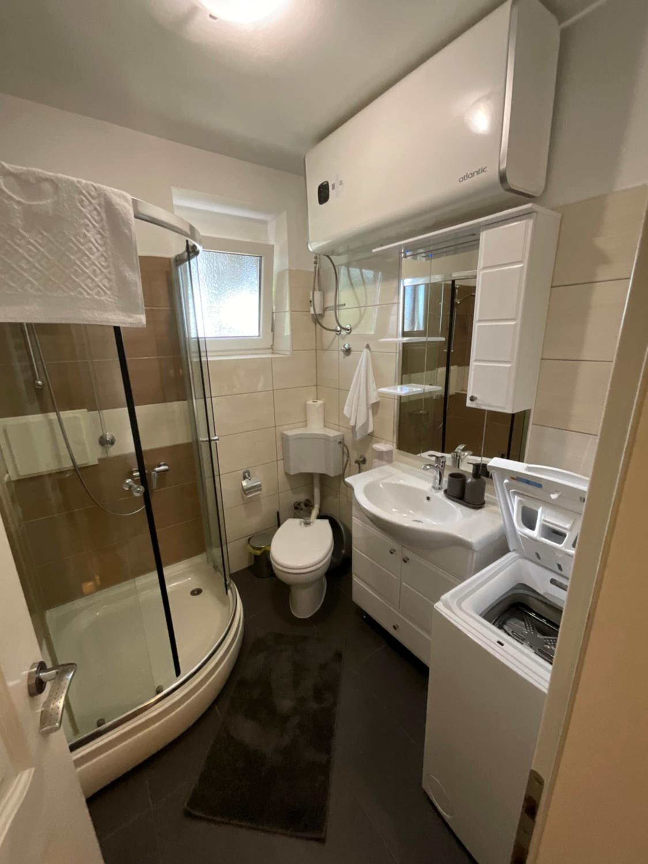 Apartman 8e