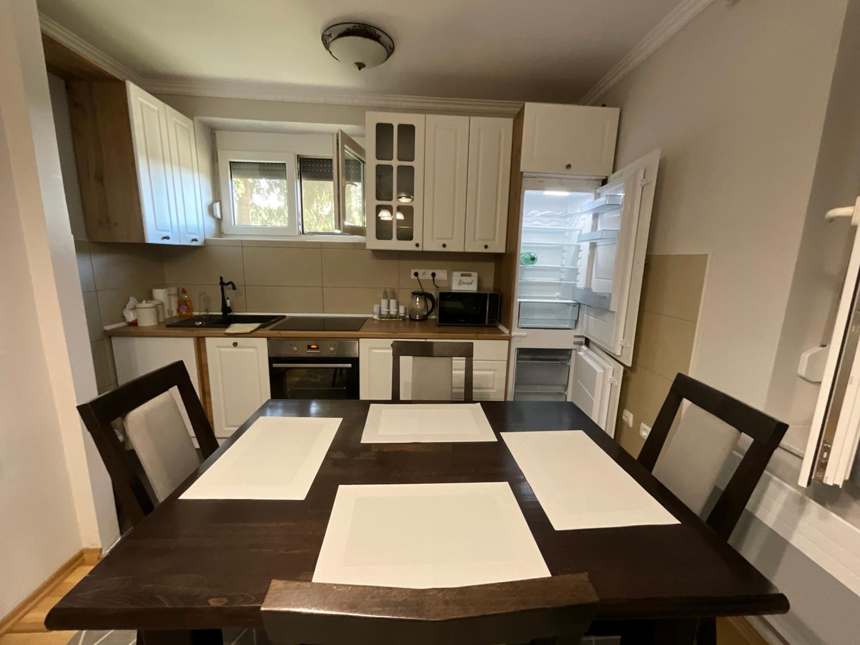 Apartman 8e