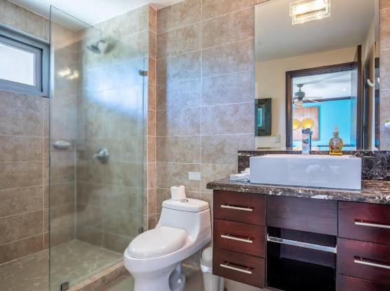 Beachfront Diamante del Sol 601S