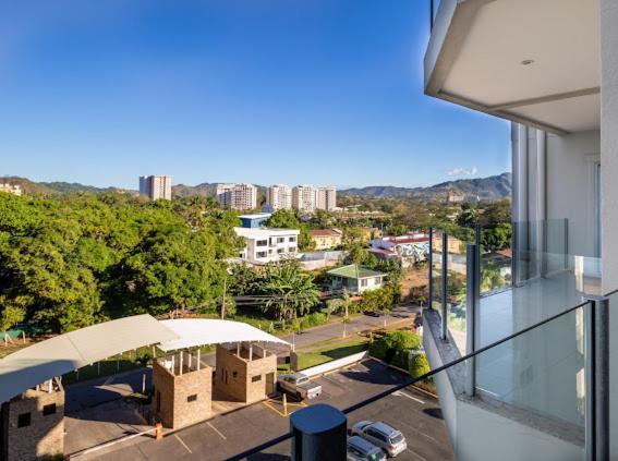 Beachfront Diamante del Sol 601S