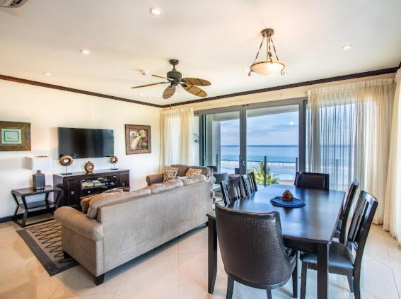 Beachfront Diamante del Sol 601S