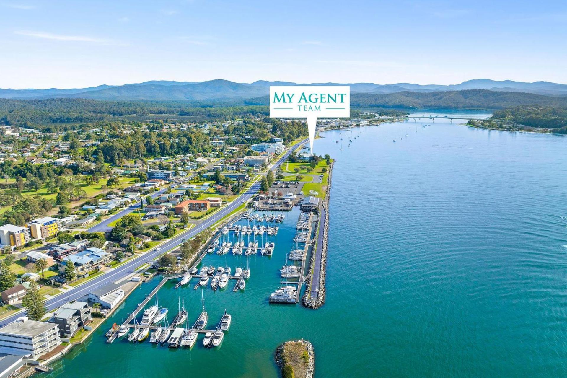 Spinnakers Reach Unit 9 managed by Batemans Bay Accom