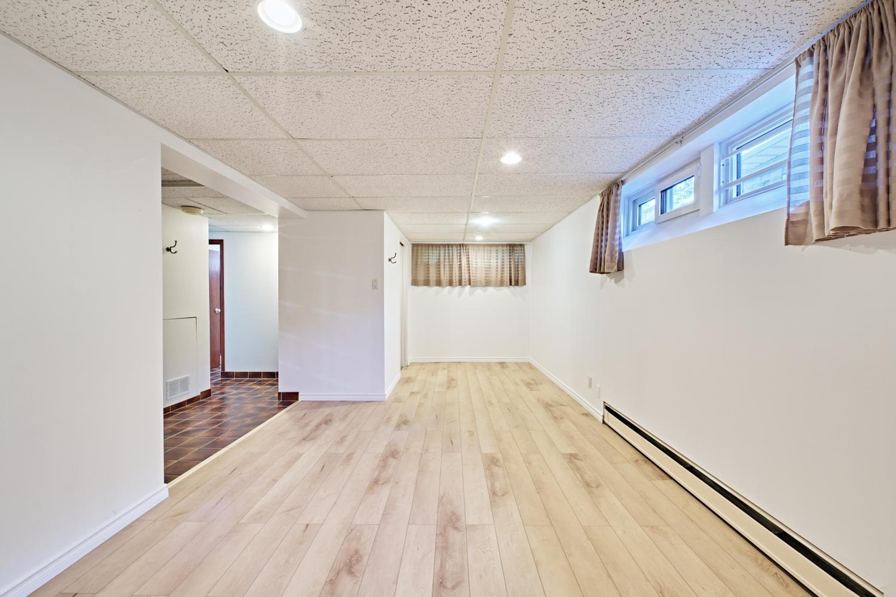 Chinook Executive House