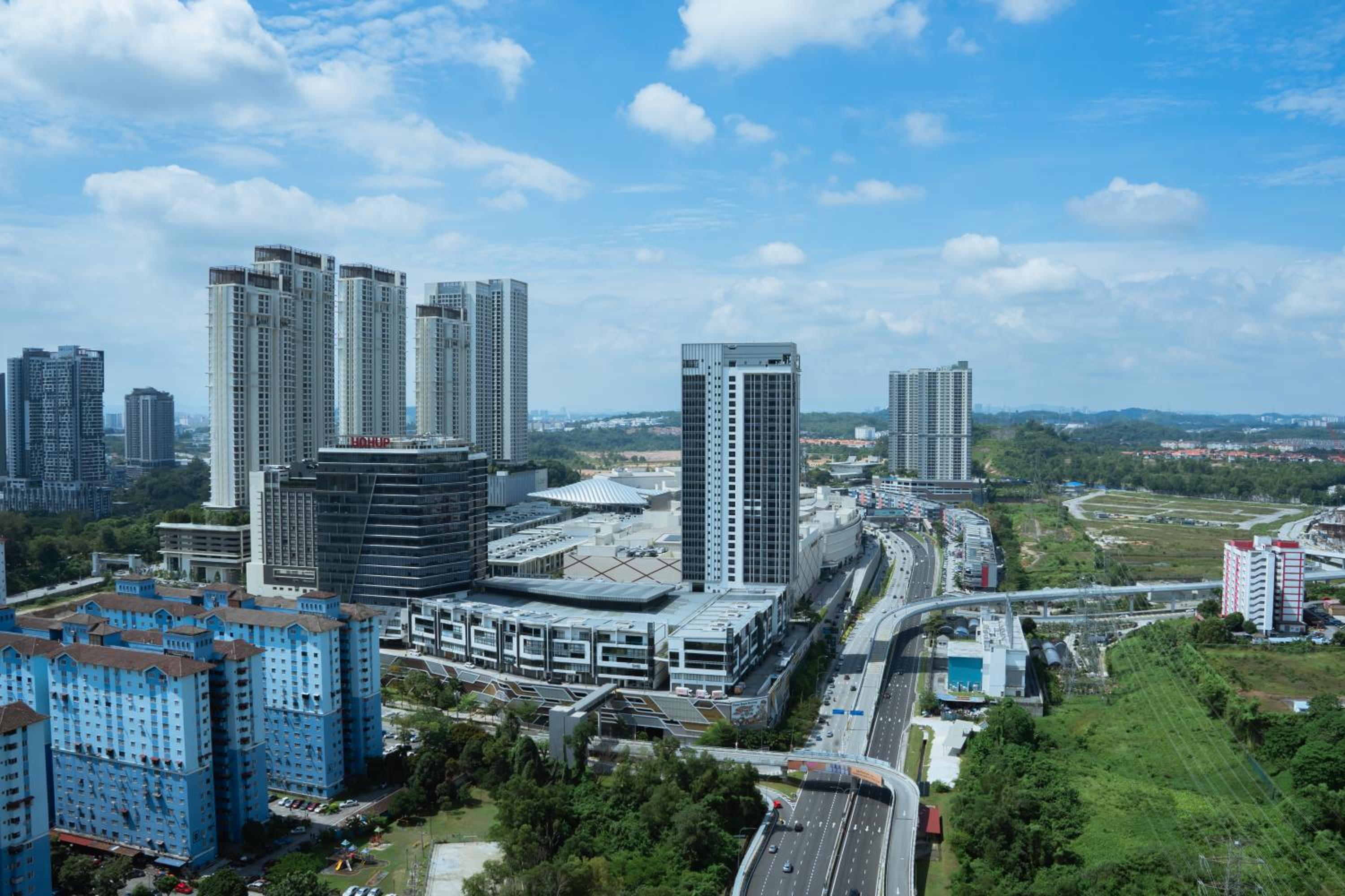Bukit Jalil The Havre 3R3B 5mins to Pav2