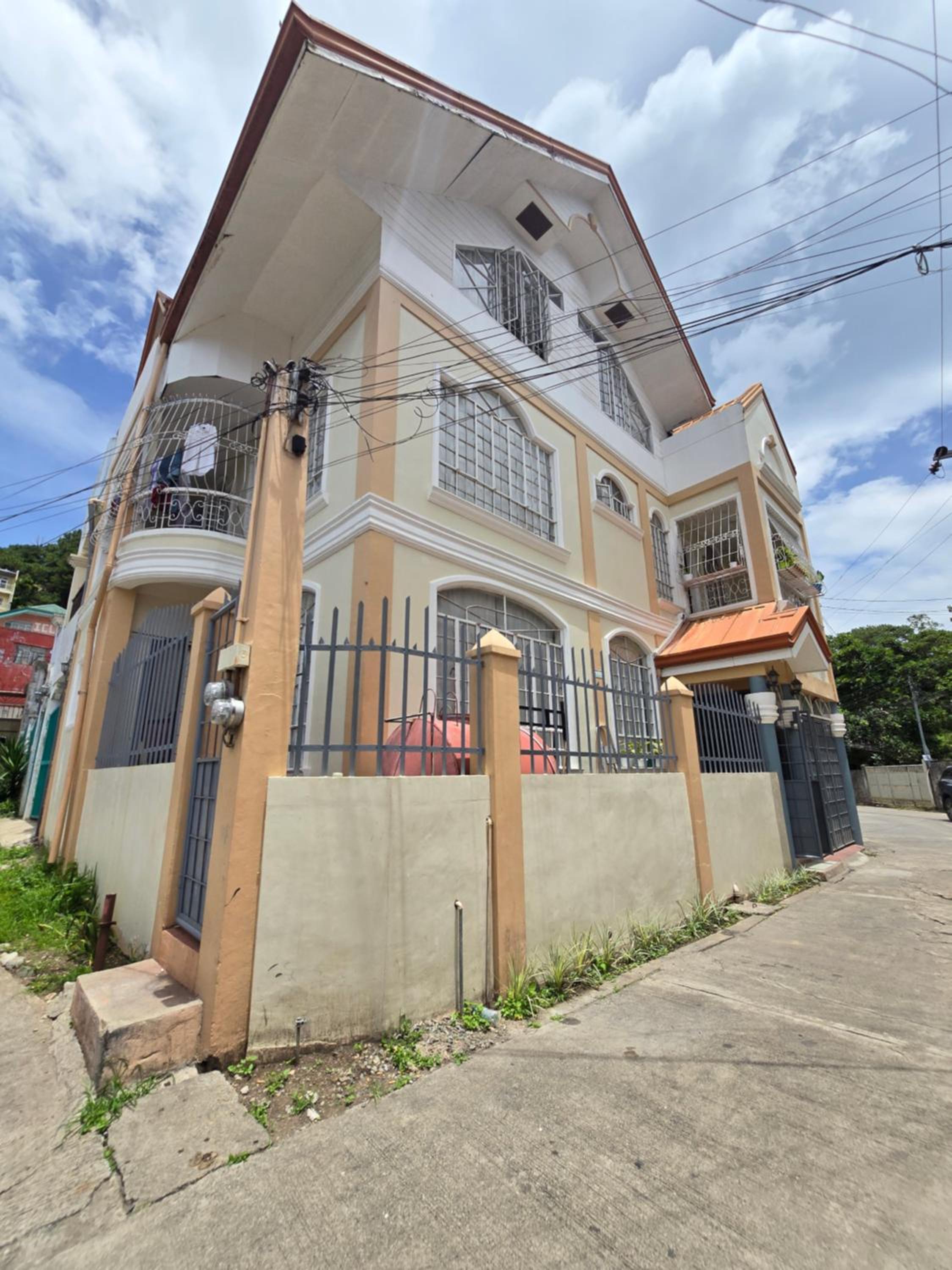 35 Amistad Guesthouse view 4
