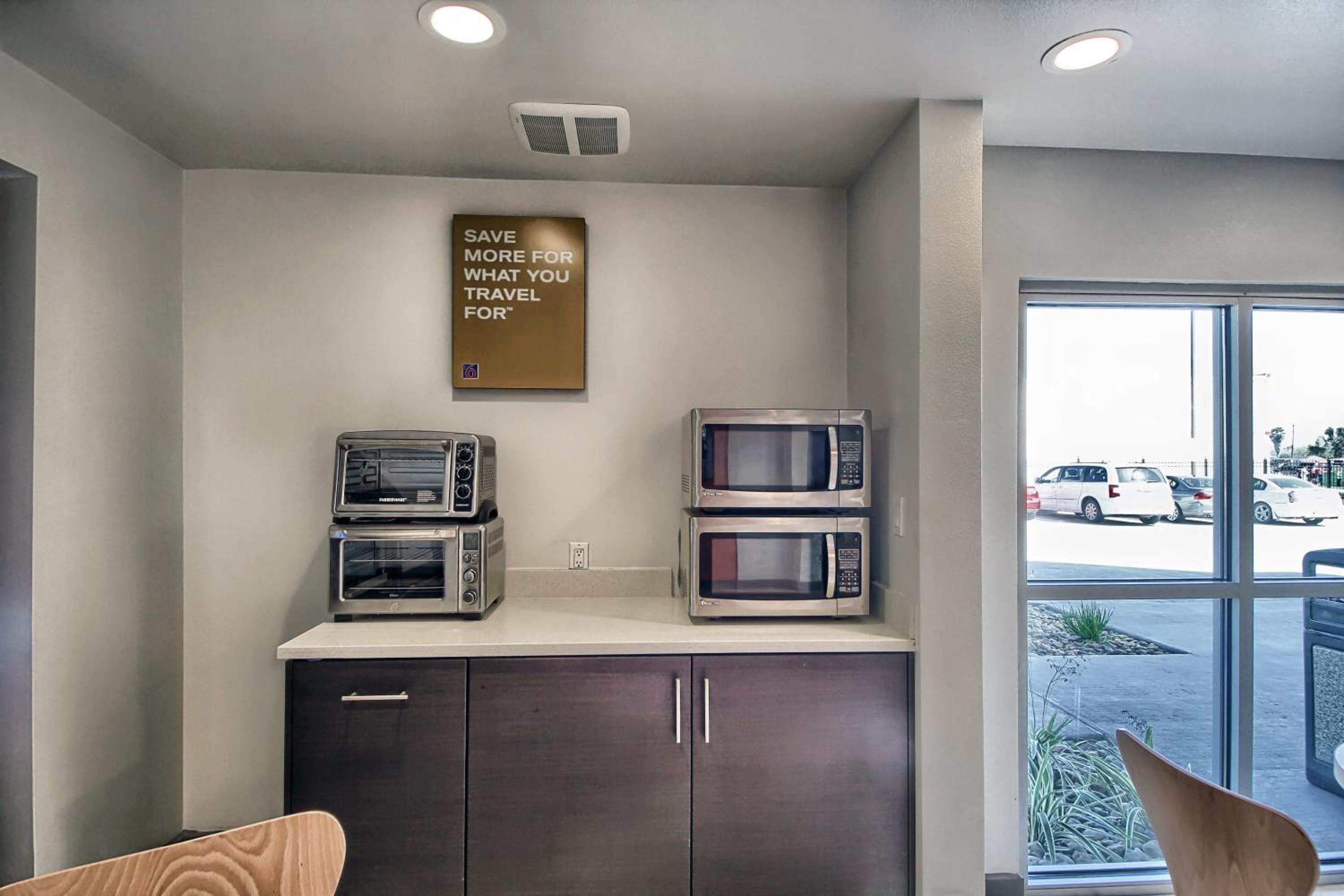 Motel 6-Weslaco, TX - Property Image 2