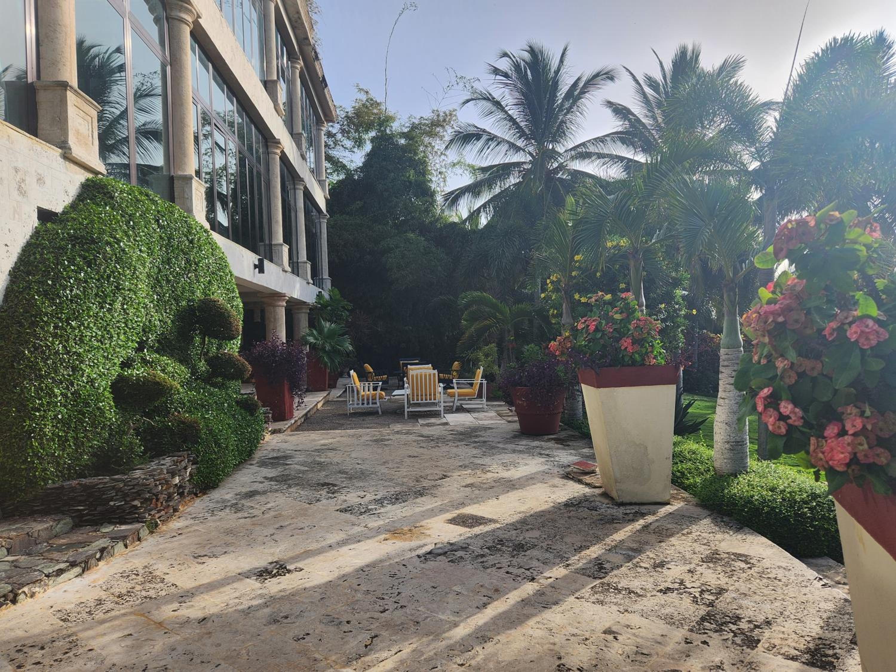 Photo 18