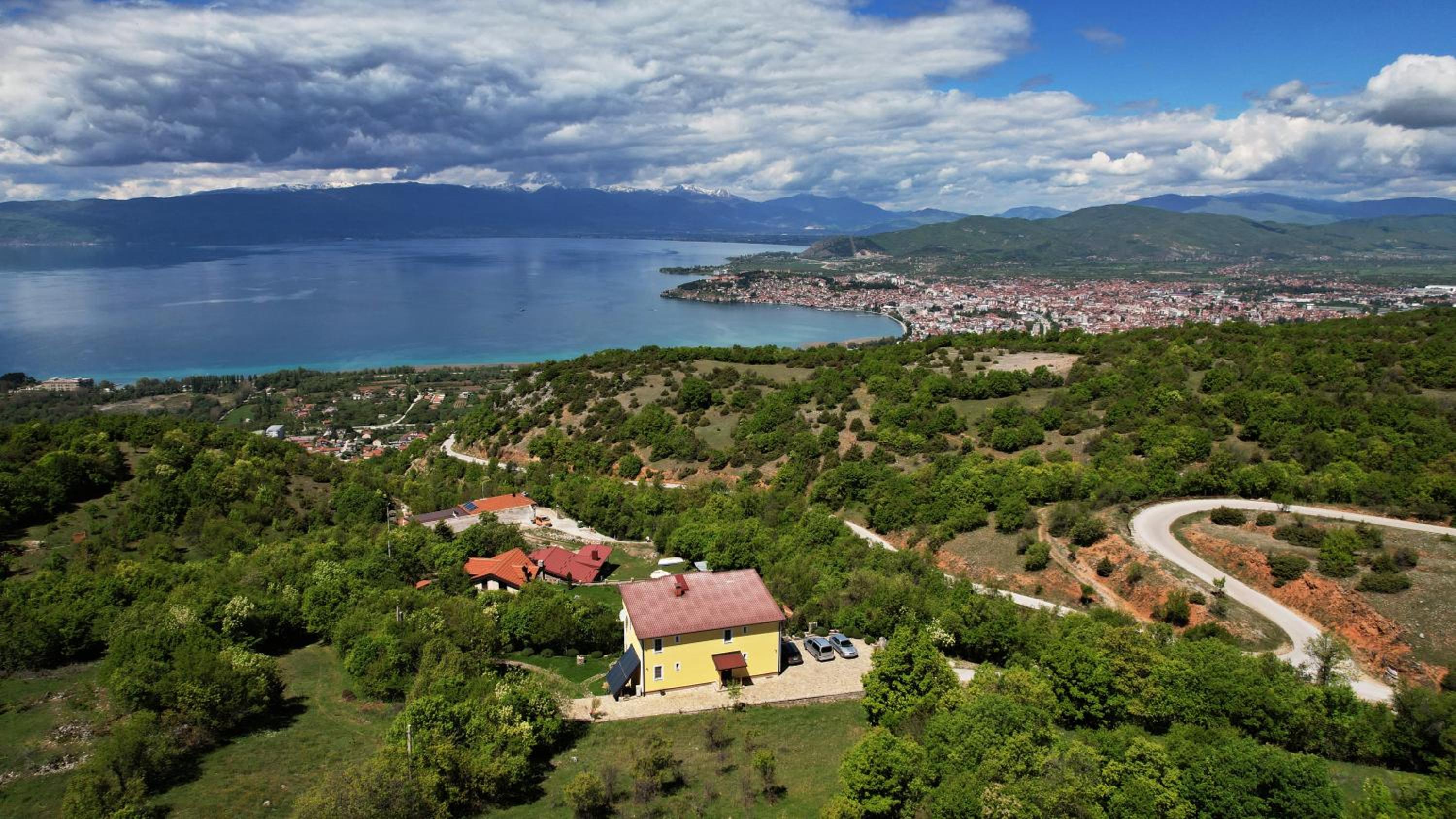 Villa Velestovo