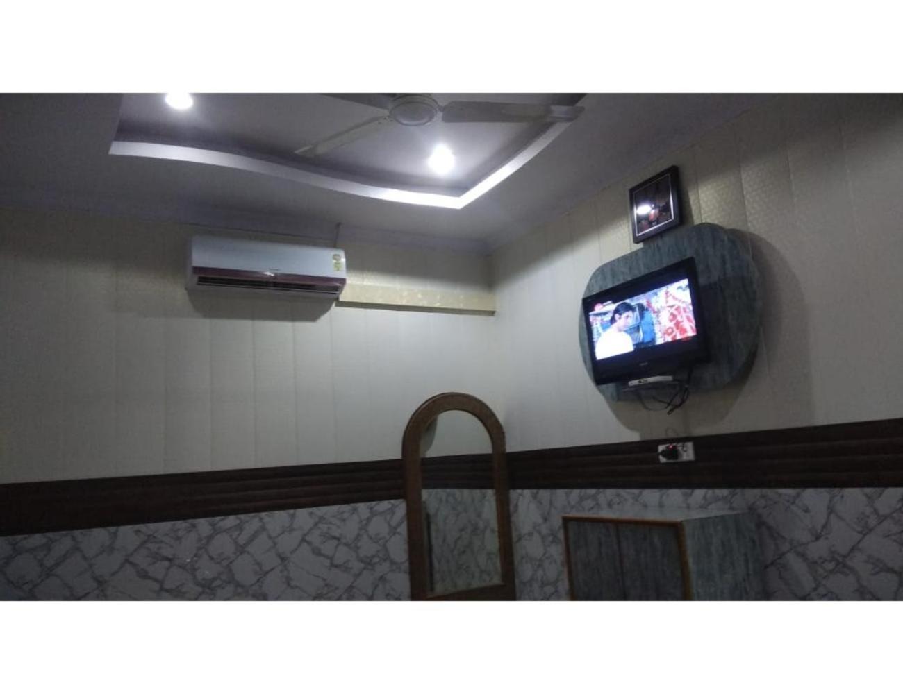Hotel Neelkanth, Panchmari view 3