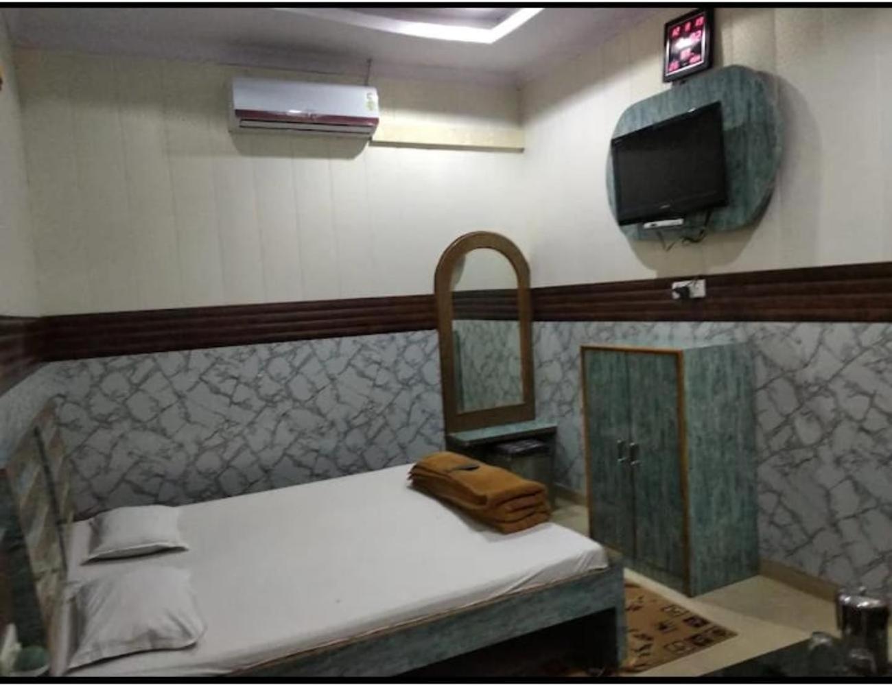 Hotel Neelkanth, Panchmari view 5