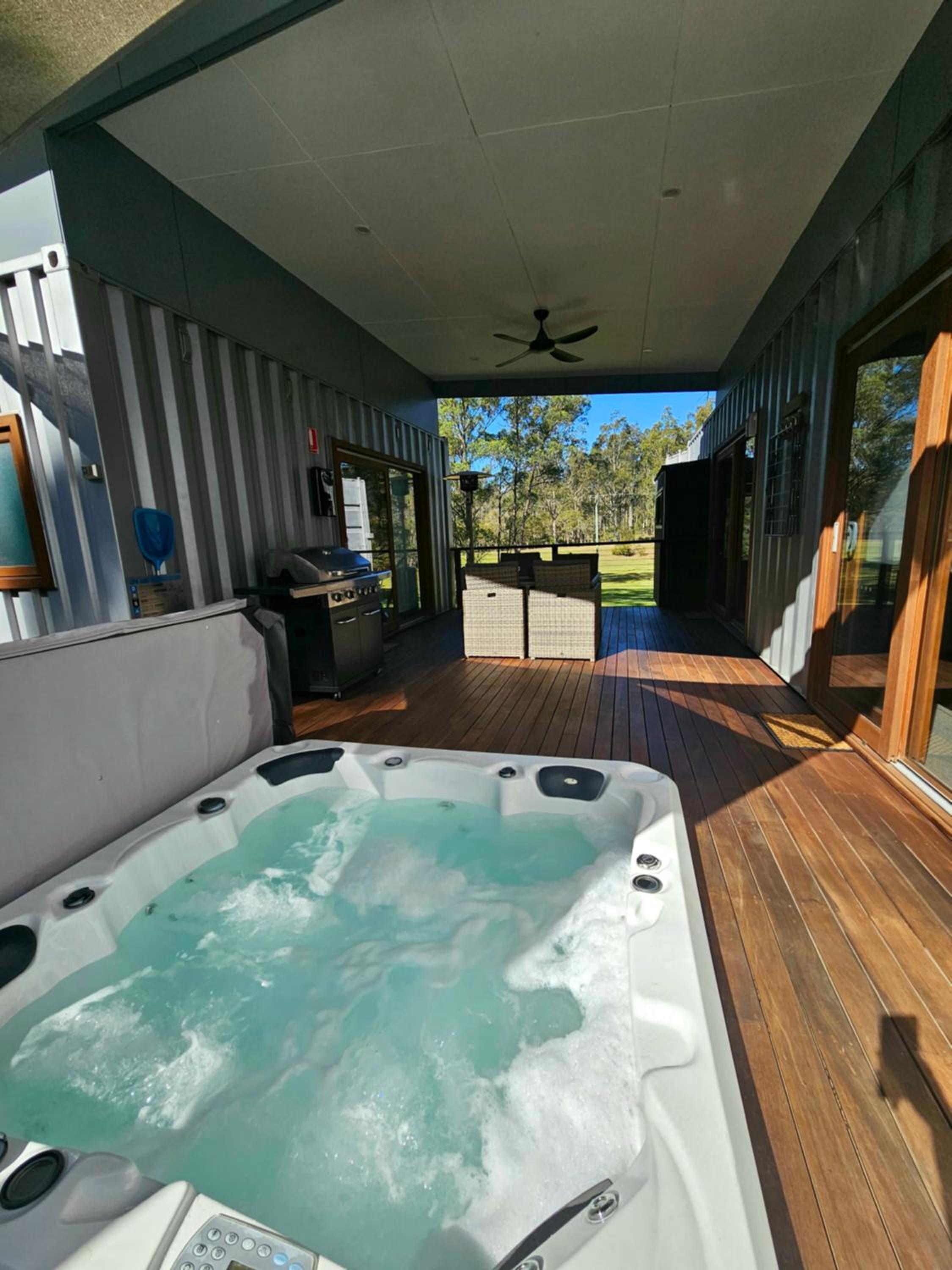 Tuckers Lane Boutique Accommodation view 4