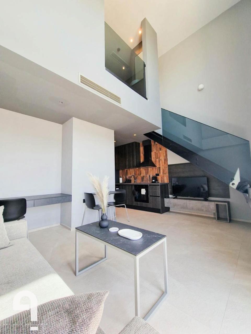 Arsinois Residence