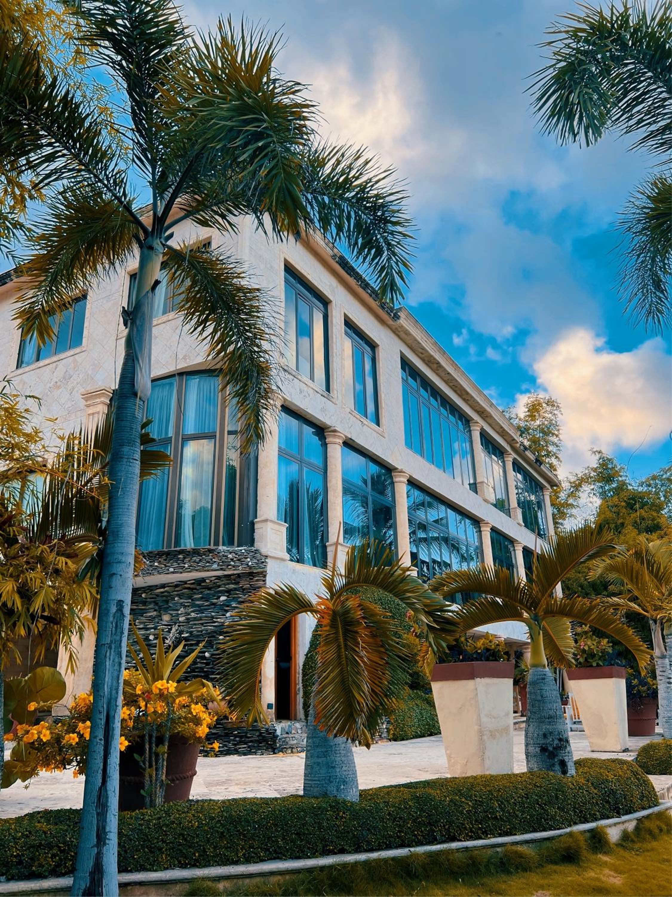 Del Mar by Joy Resorts — family resort in Dominican Republic