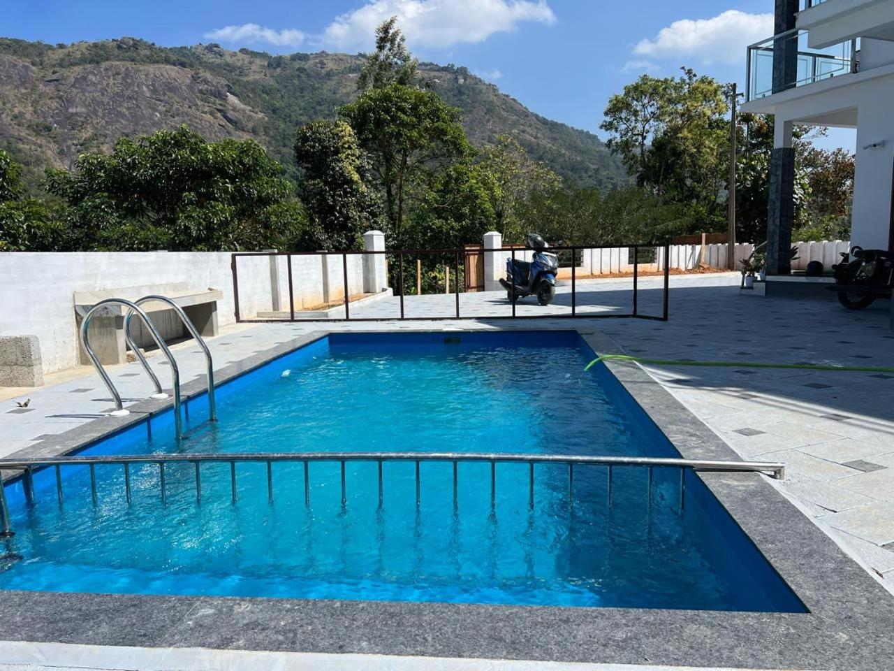 Naymoon Pool Villa Wayanad view 3
