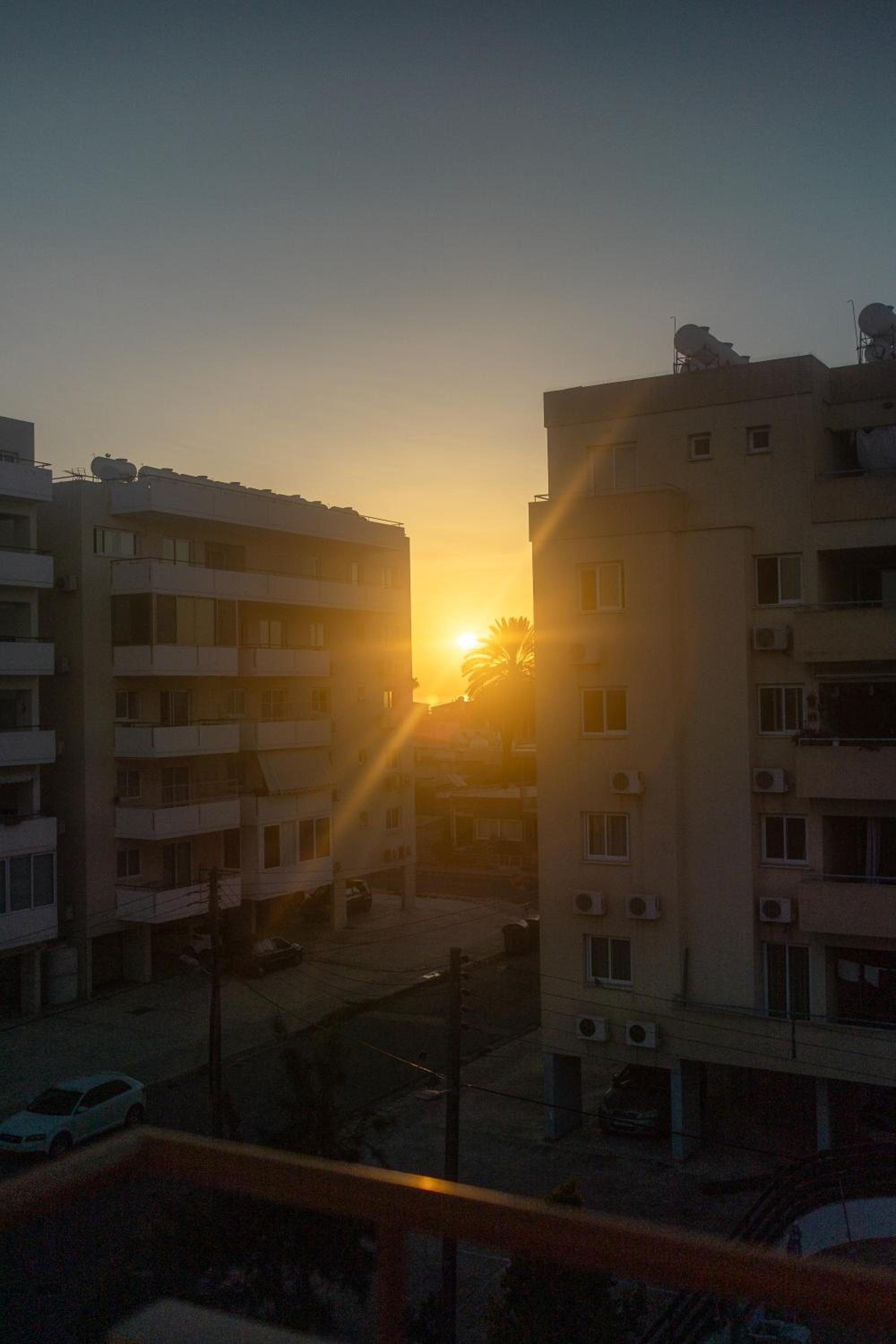 Maestro Sunrise View