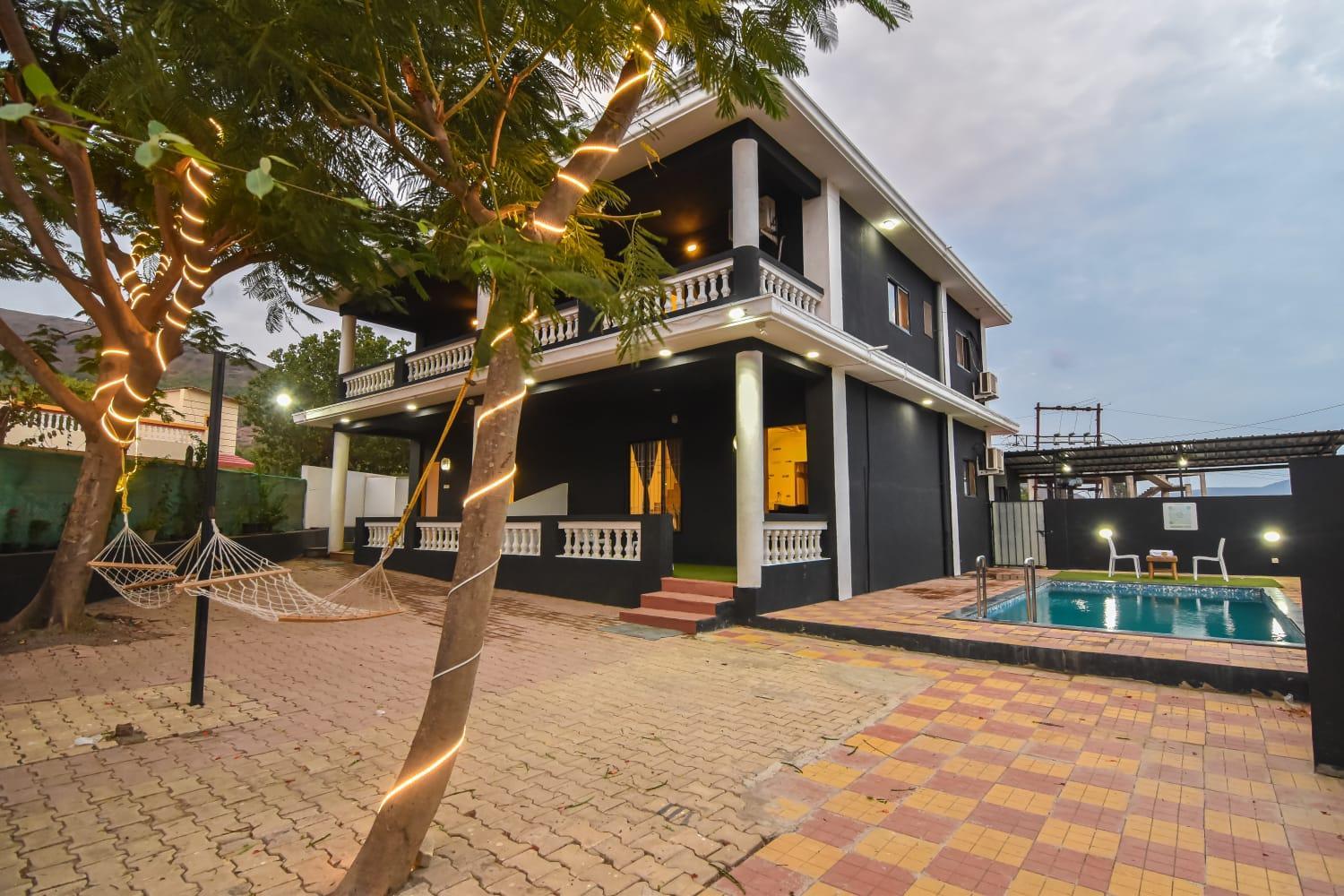 Black Stone Villa view 4
