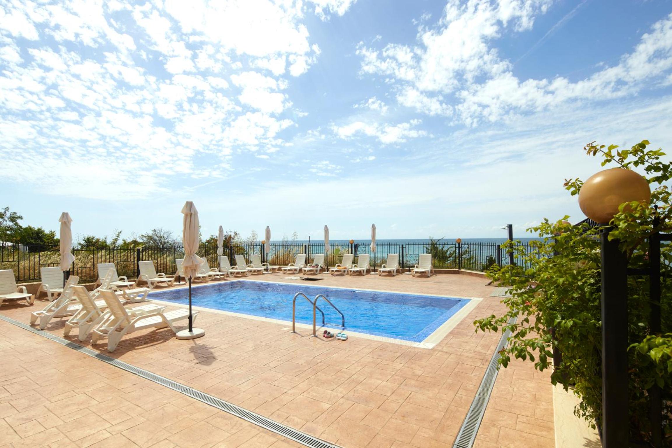 Mary Beach Resort Premium Apartments
