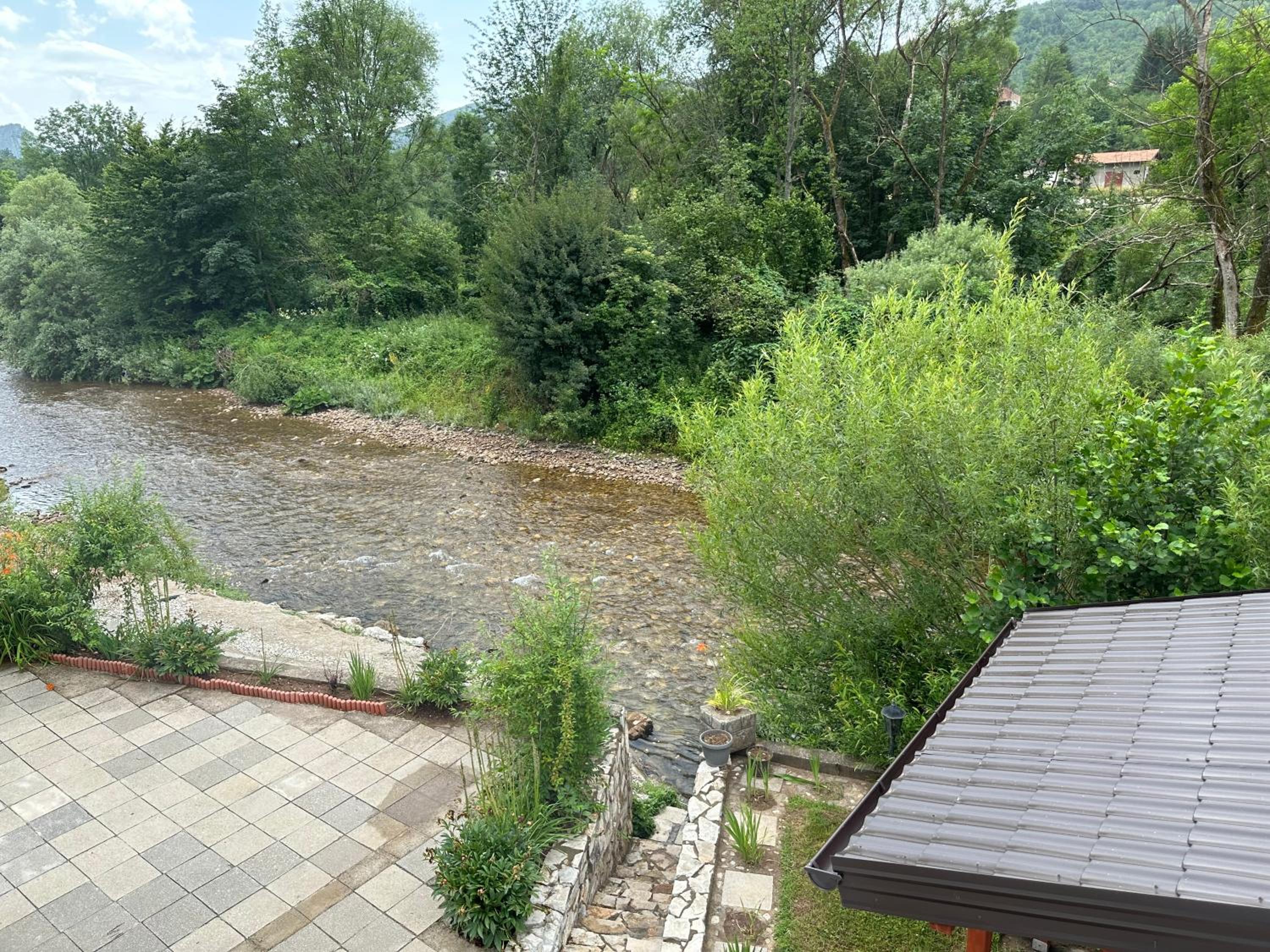 Villas by Expert RIVER