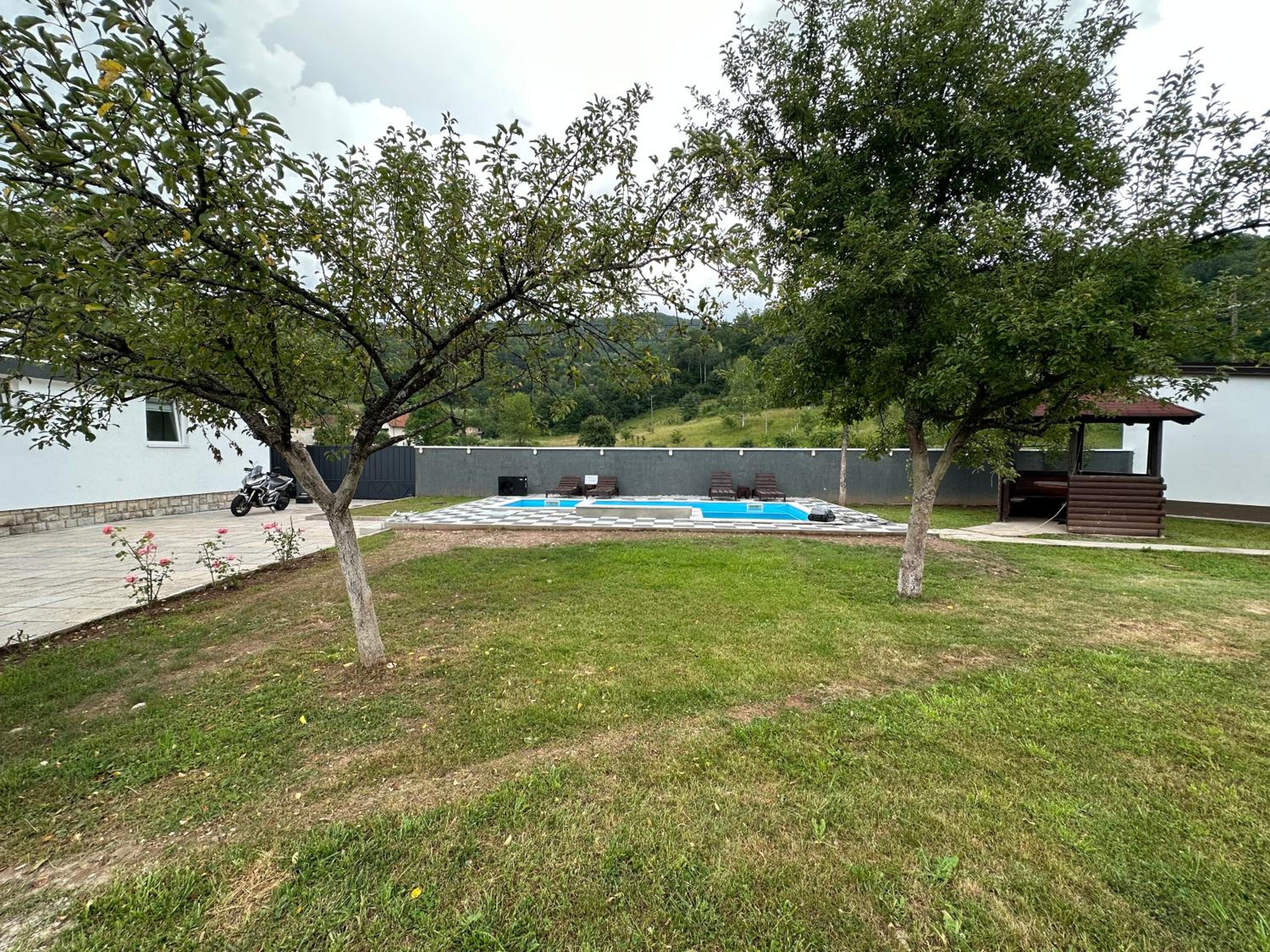 Villas by Expert RIVER