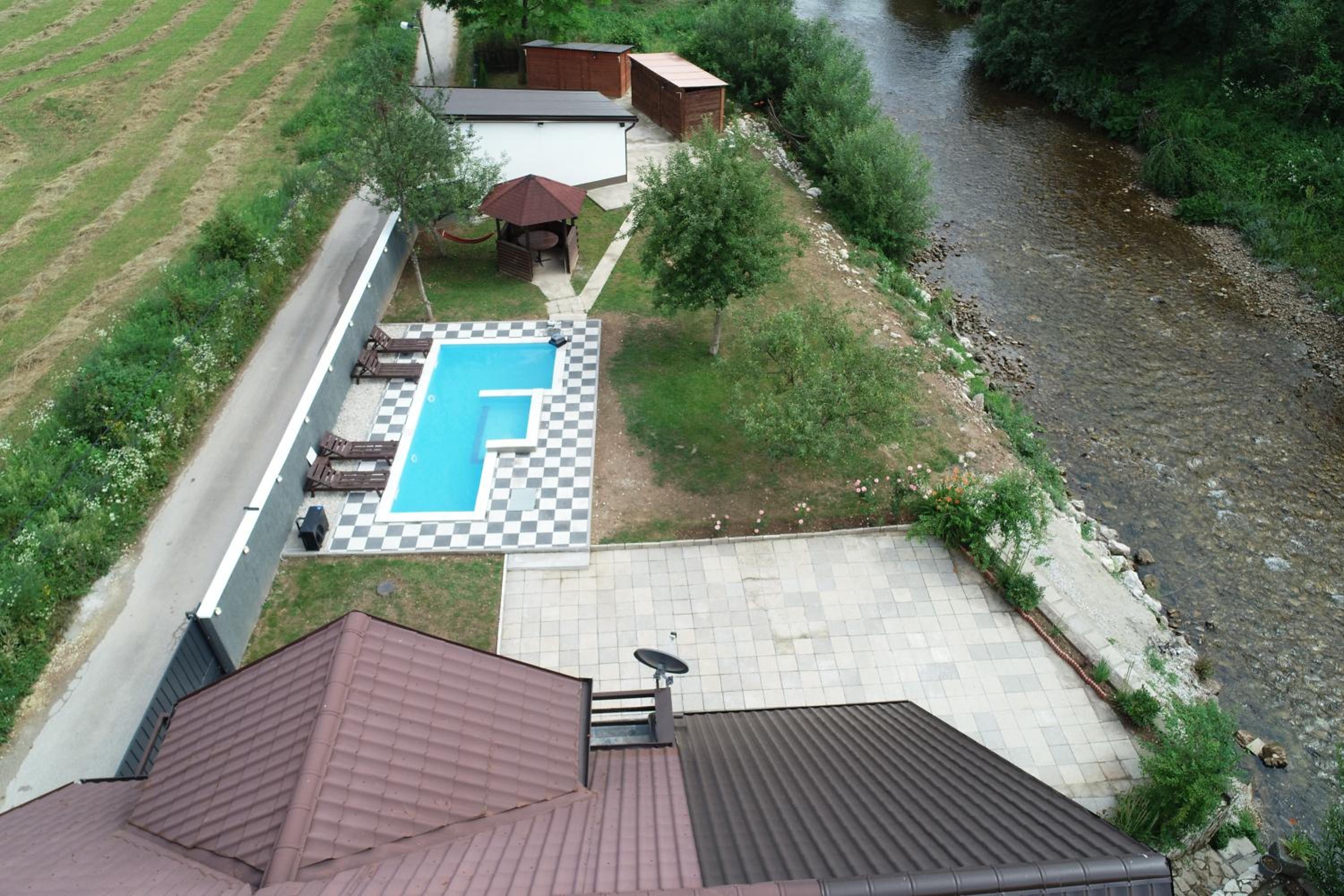 Villas by Expert RIVER