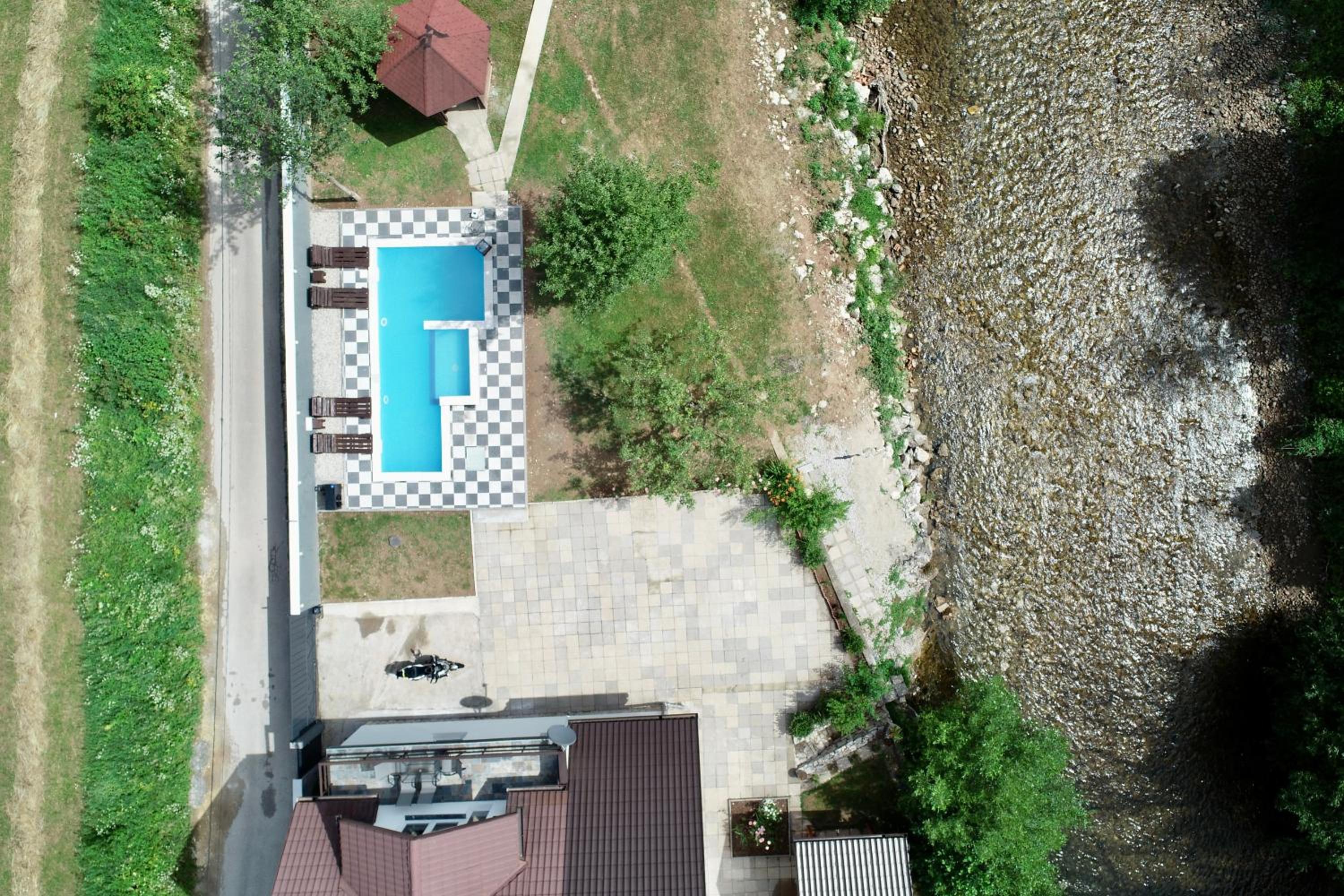 Villas by Expert RIVER