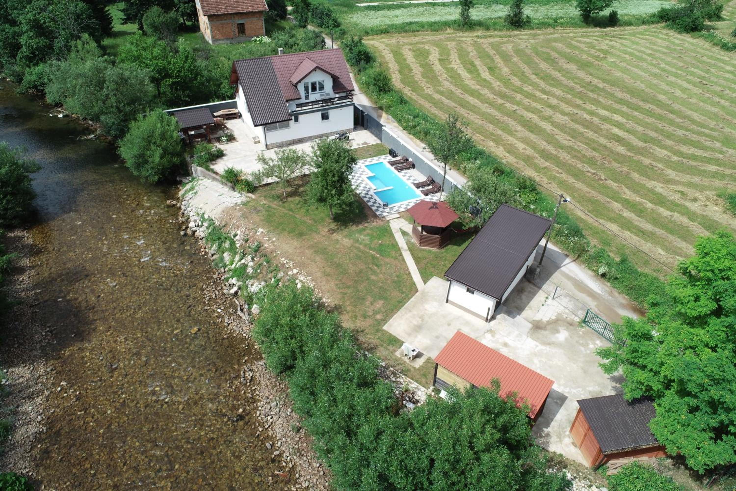 Villas by Expert RIVER
