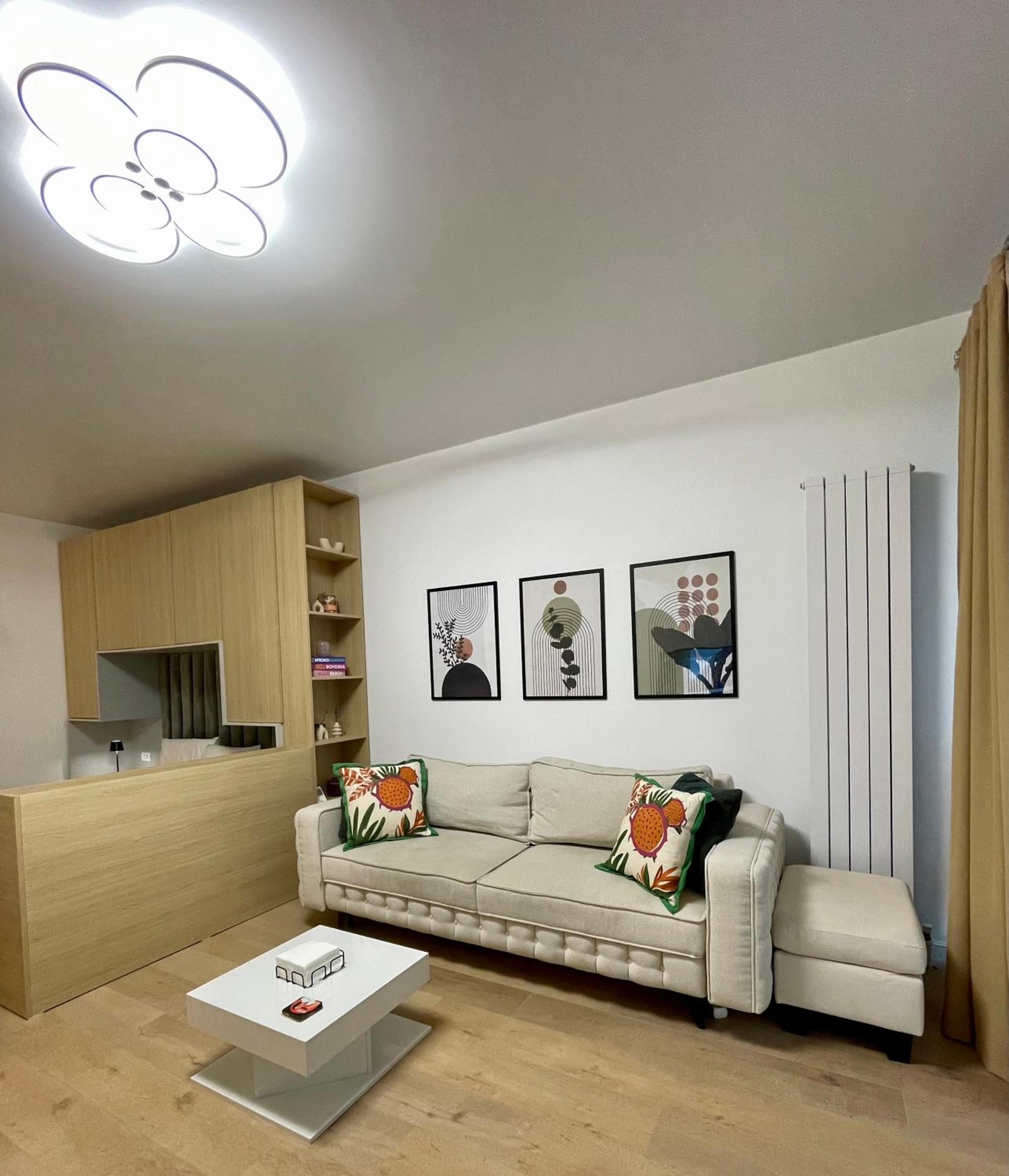 Summer Studio Mamaia Nord CK view 5