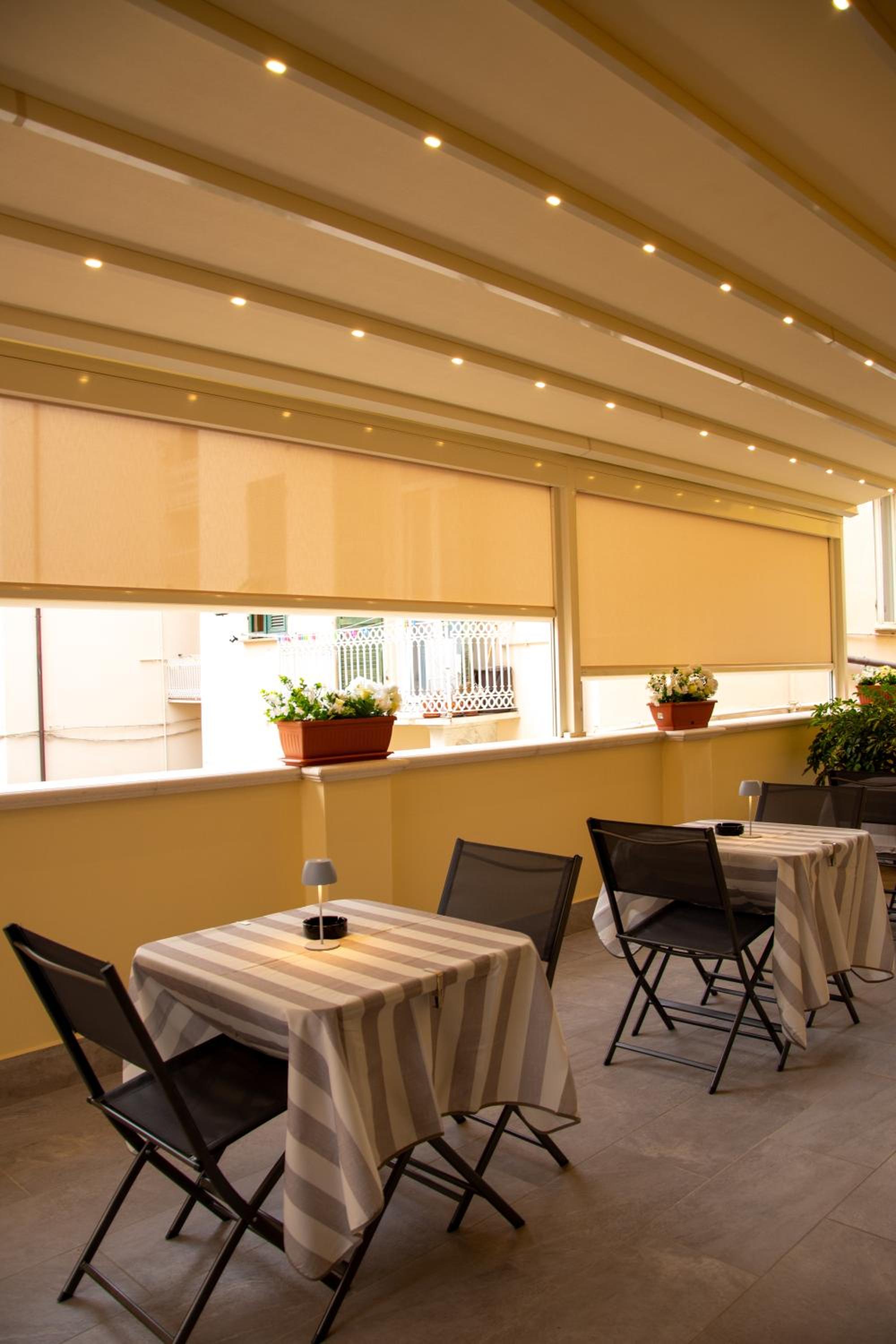 Hotel Affittacamere e appartamenti - Rent rooms and Apartments Le Camere Nel Corso - ADULTS ONLY - Image 1