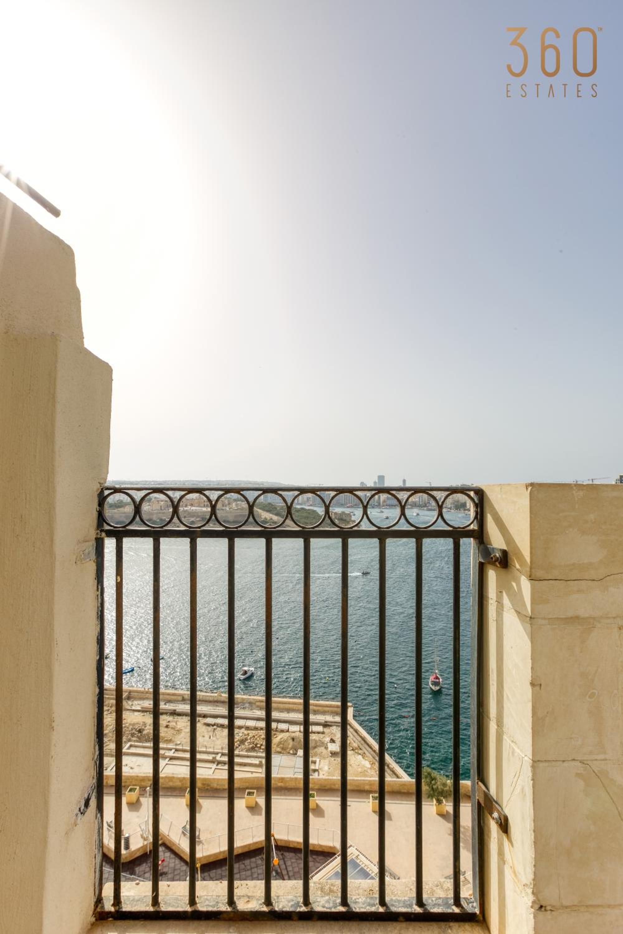 Valletta Postcard Penthouse by 360 Estates view 5