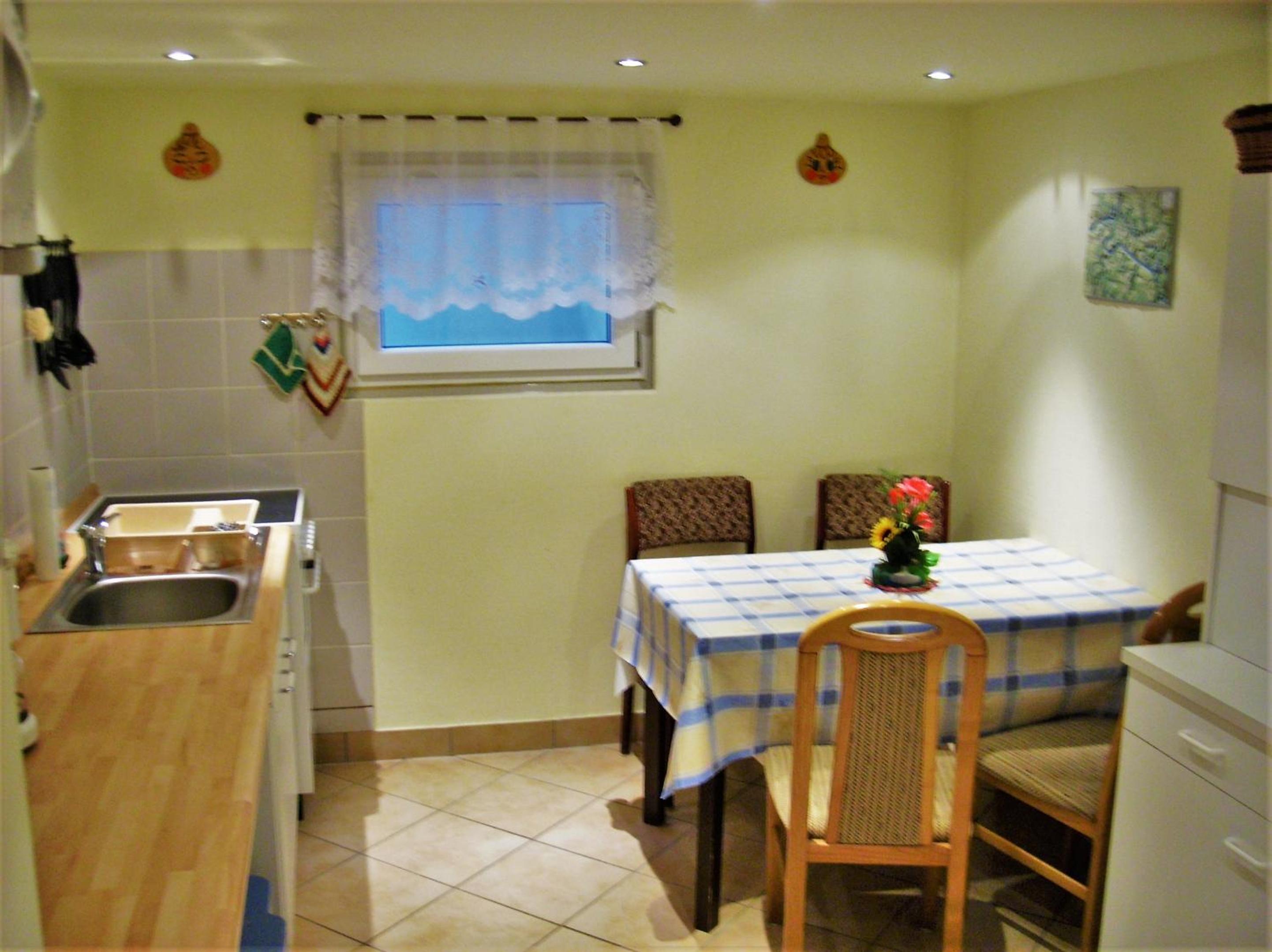 Comfortable apartment in Obernaundorf with shared pool, 45m²
