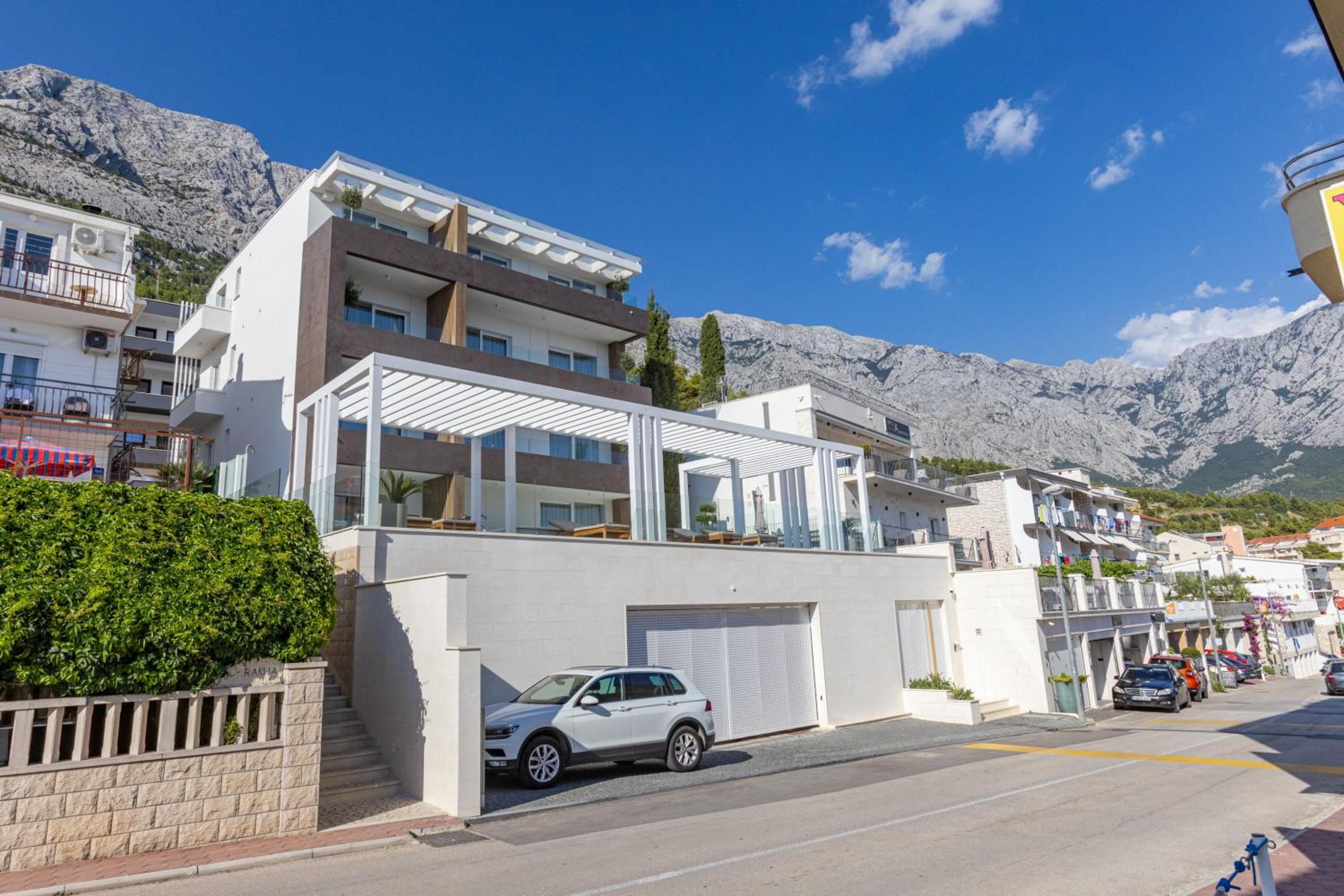 Exlusive Villa M -Baska Voda view 4