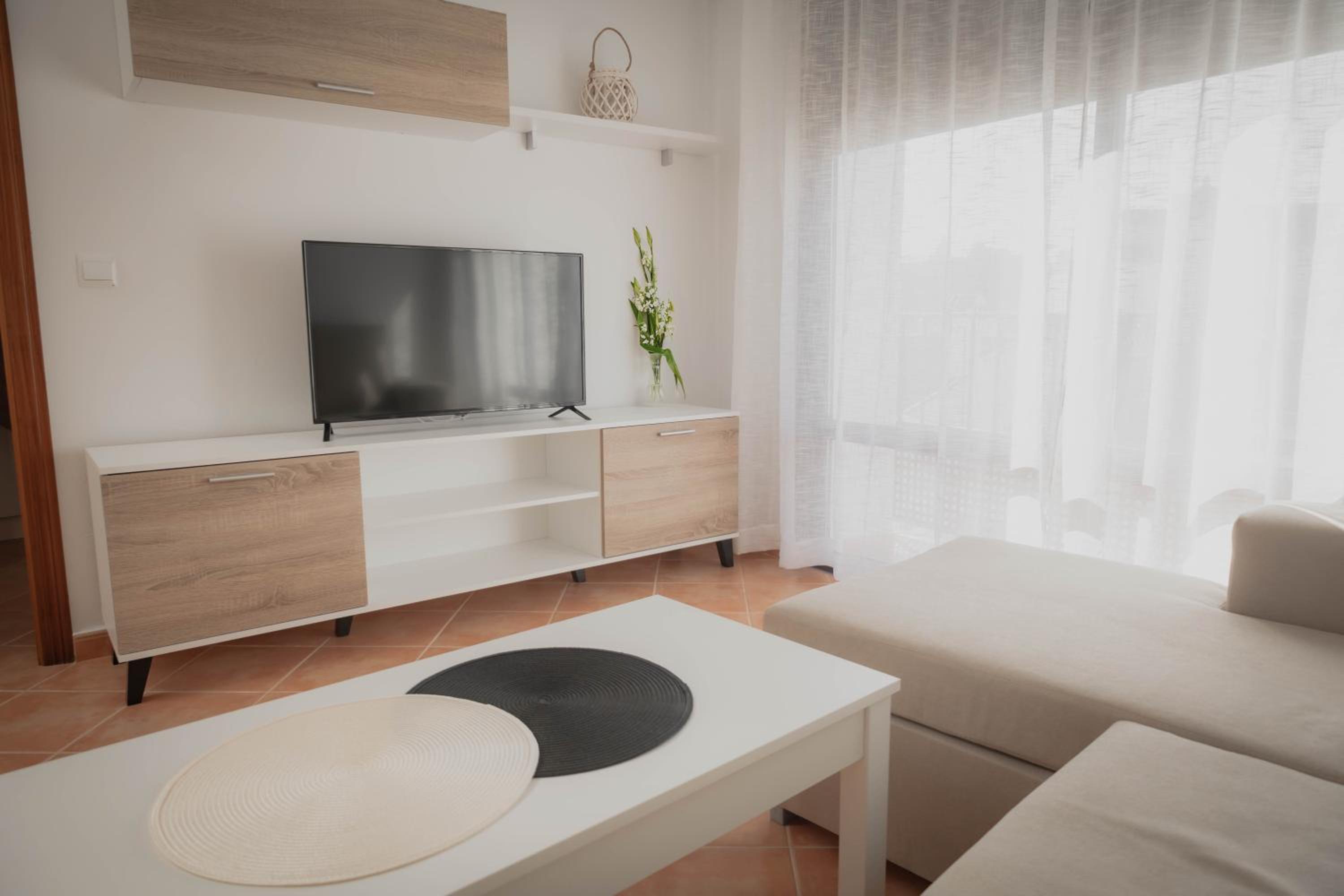 Neade Residencial Suites