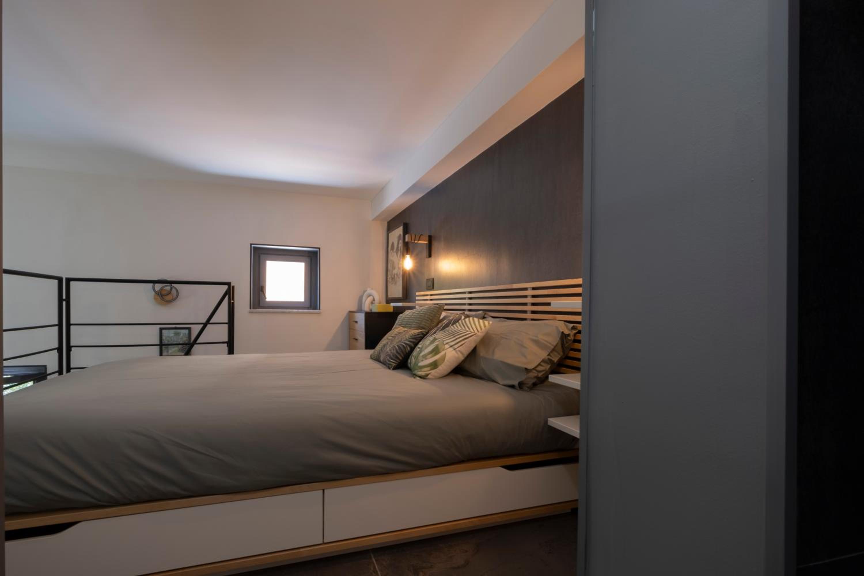 Vatican Boutique Apartment with large Terrace