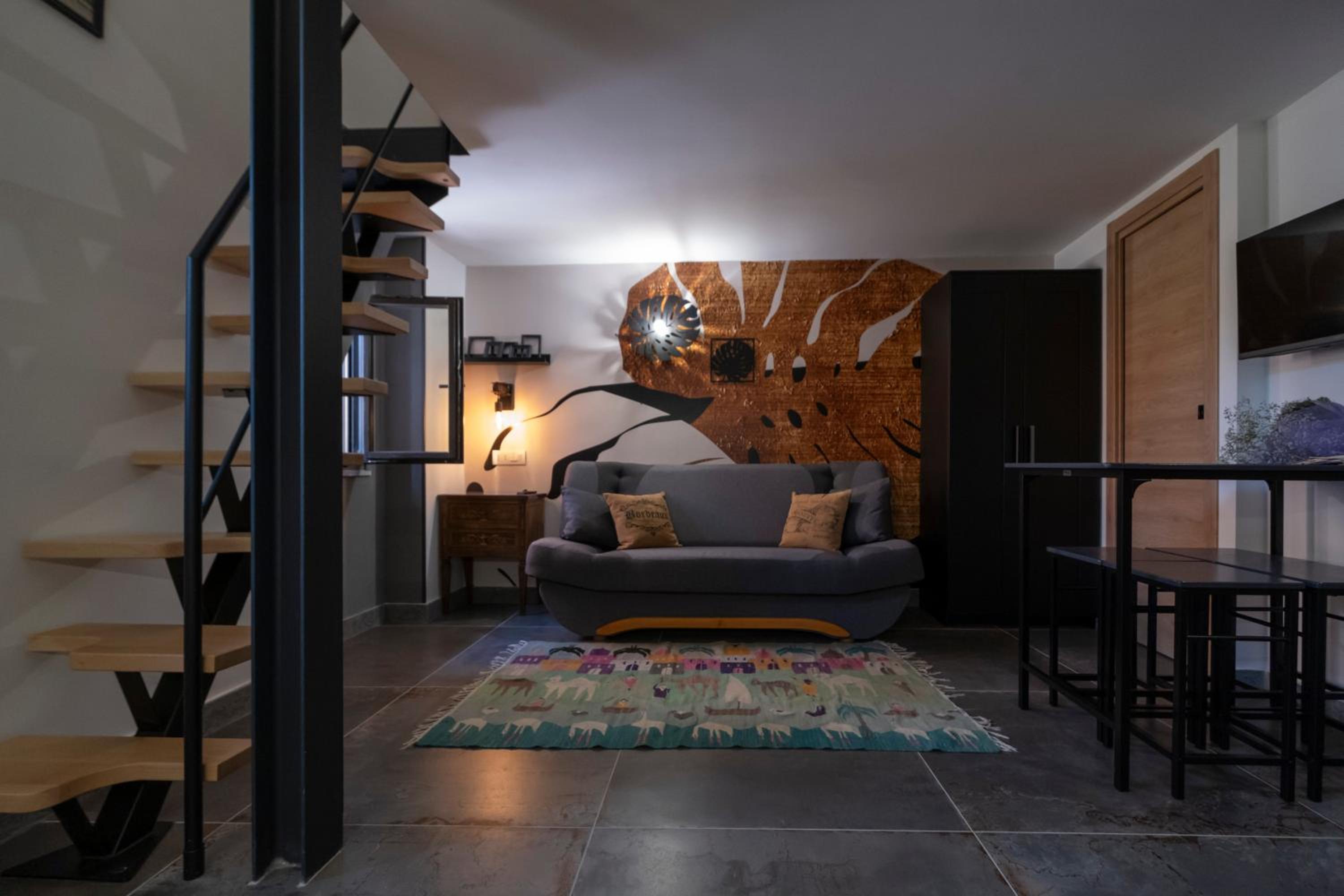 Vatican Boutique Apartment with large Terrace