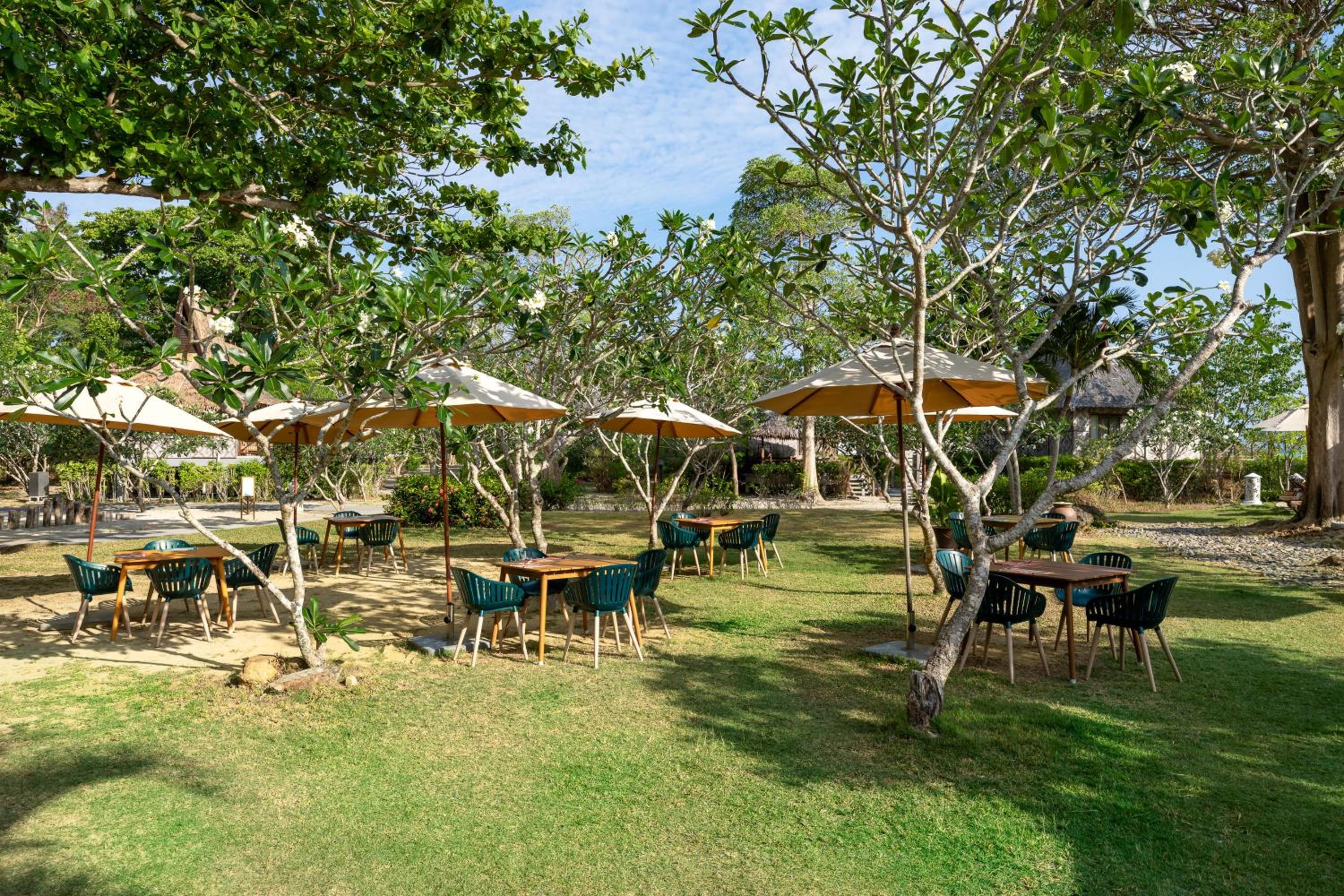 SAii Phi Phi Island Village
