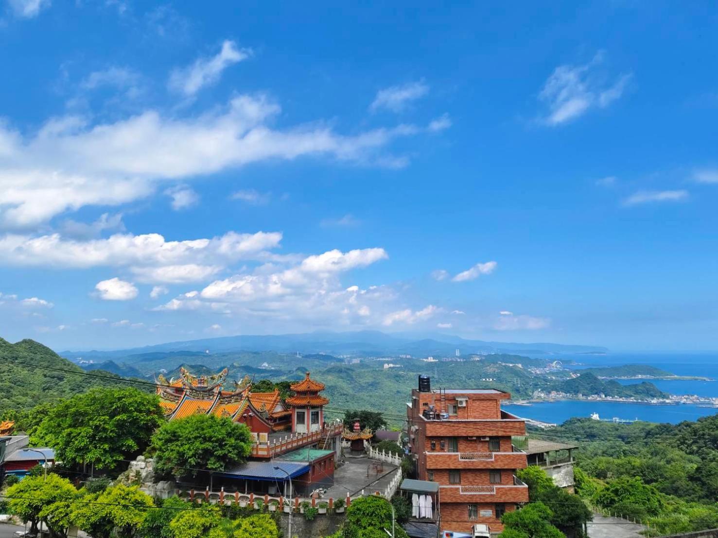 Jiufen Mountain Stay