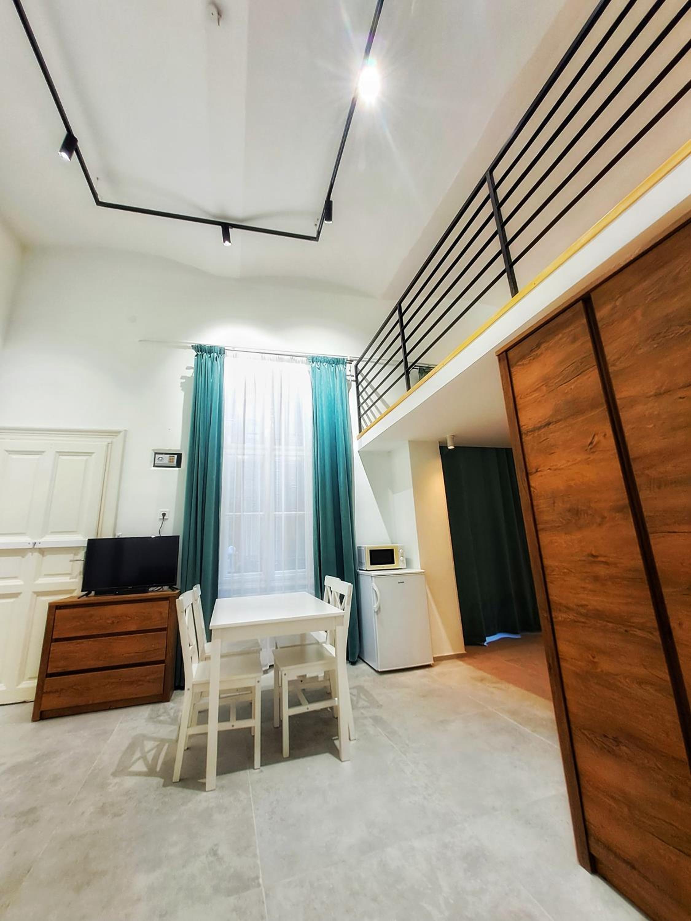 Masszi Apartman Budapest view 2