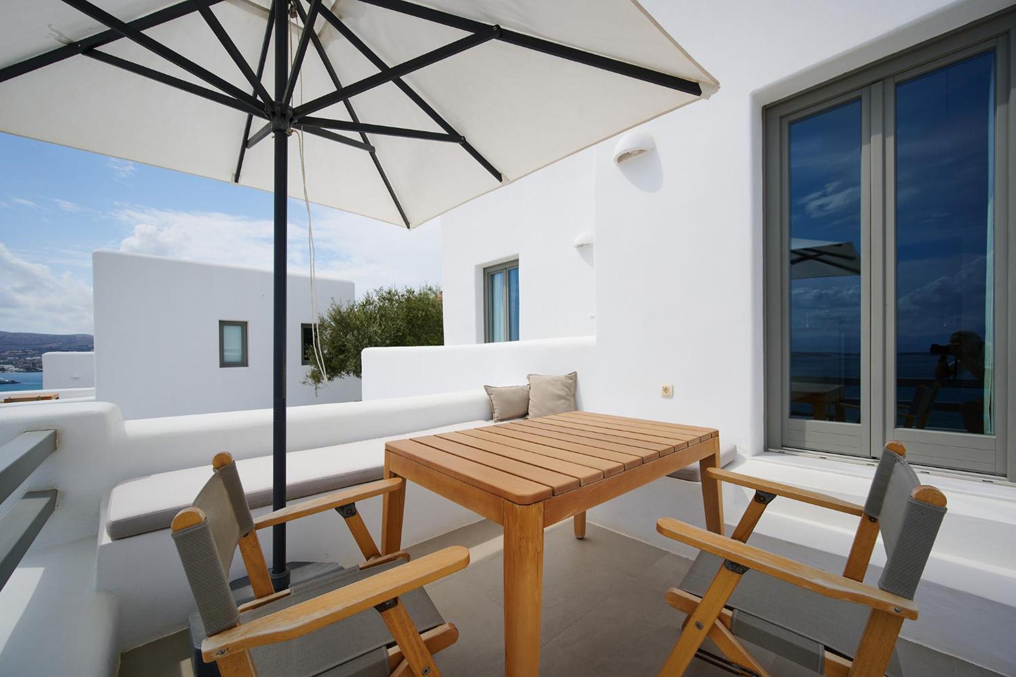 Kymo Luxury Suites Paros