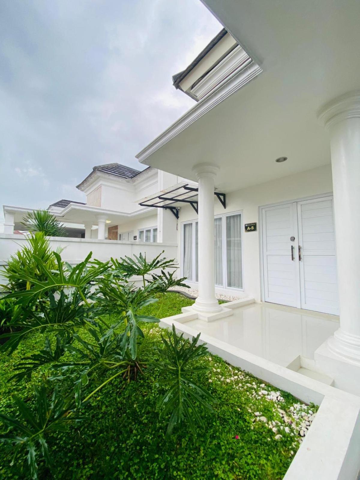 Lulu's Guest House view 2
