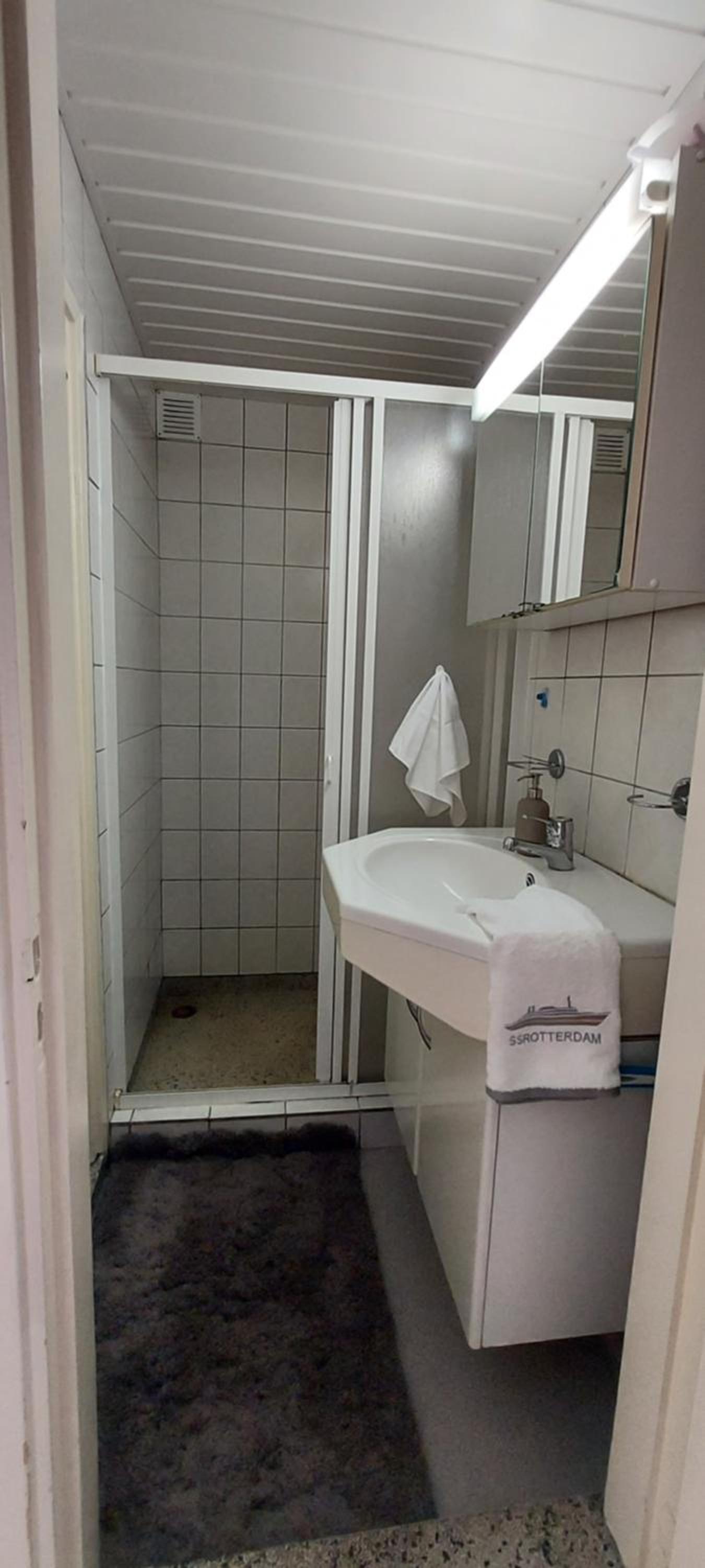 Cozy room in host house near Rotterdam