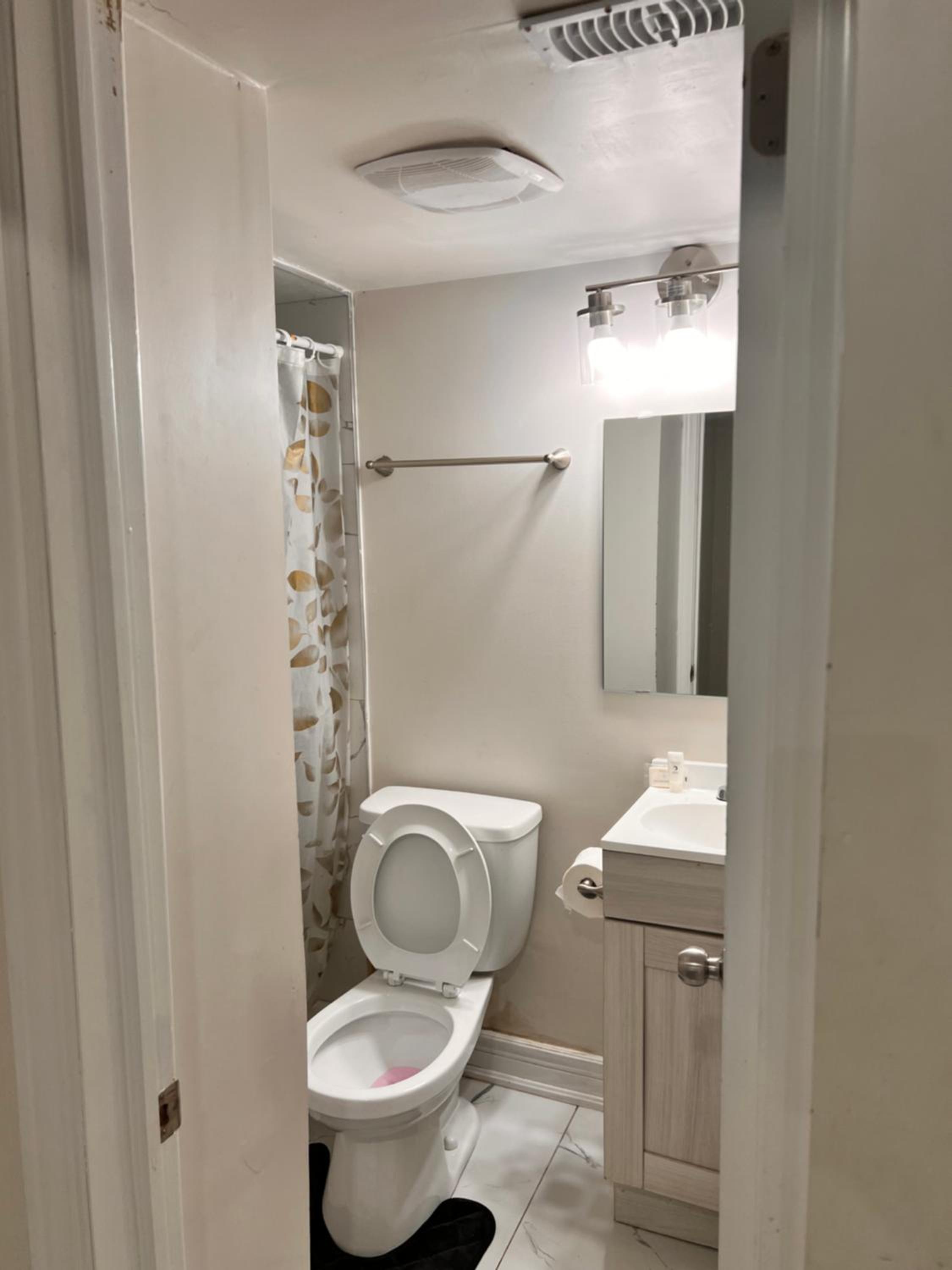 Cozy 1bedroom basement