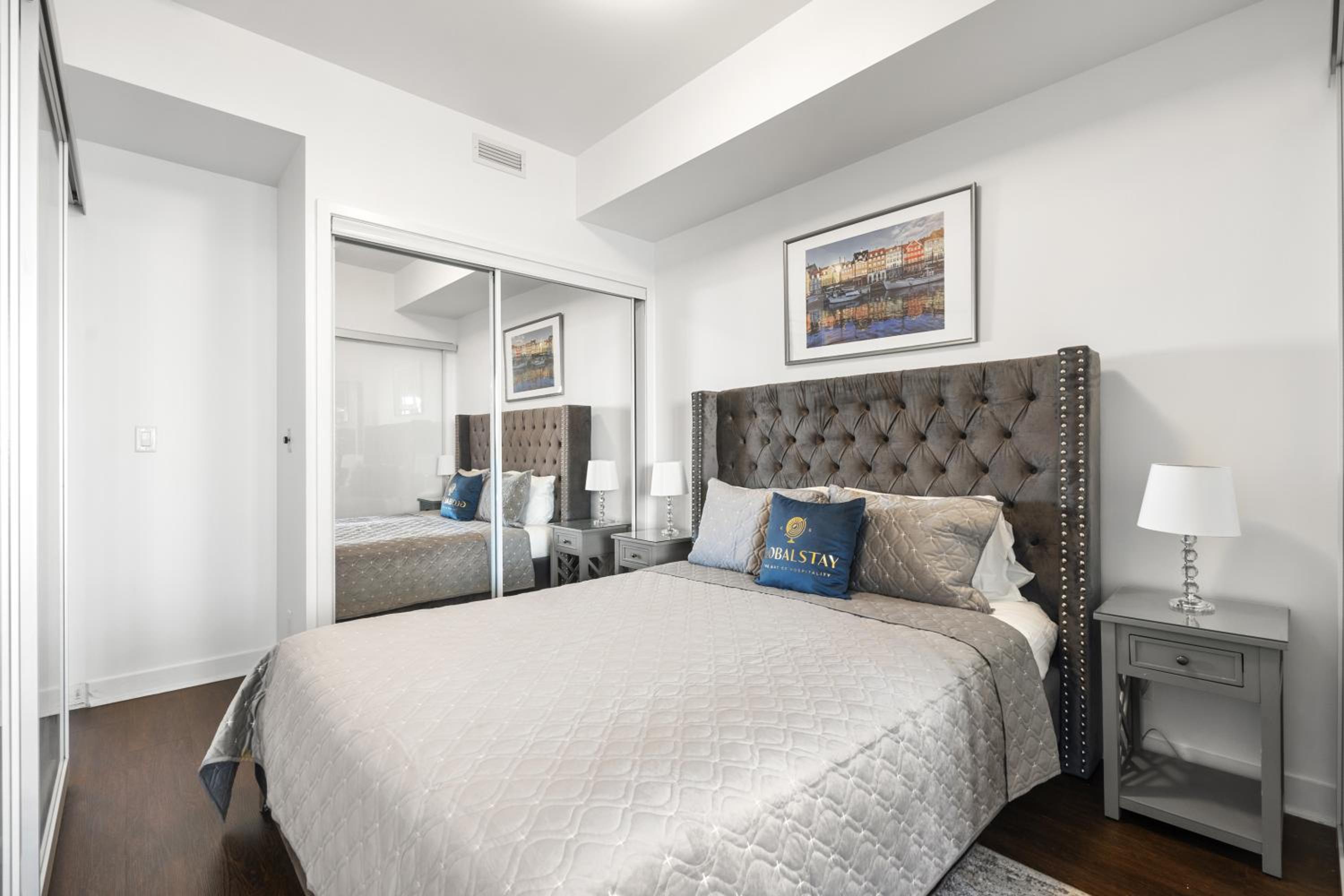 GLOBALSTAY Gorgeous Downtown Apartment