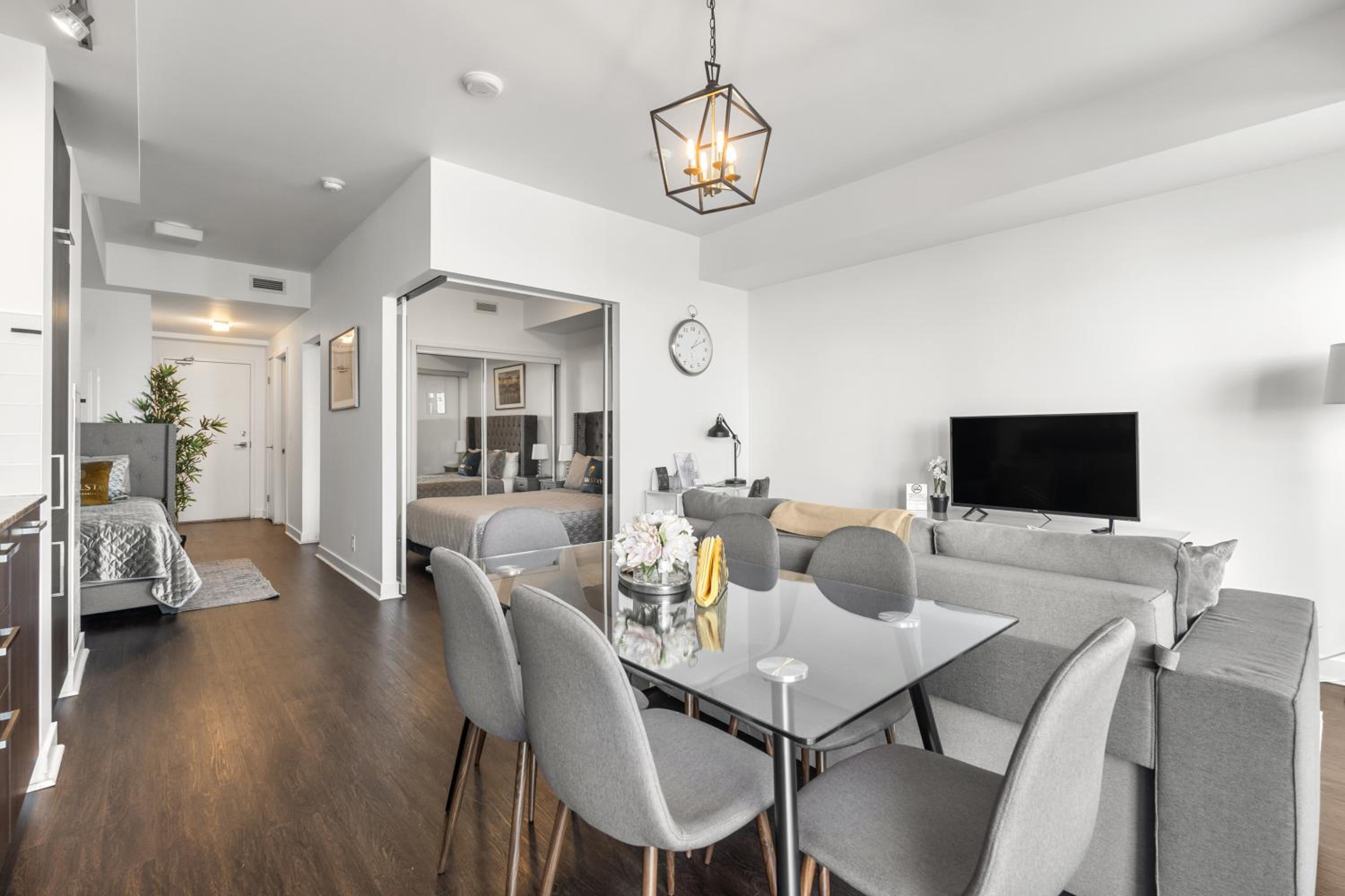 GLOBALSTAY Gorgeous Downtown Apartment