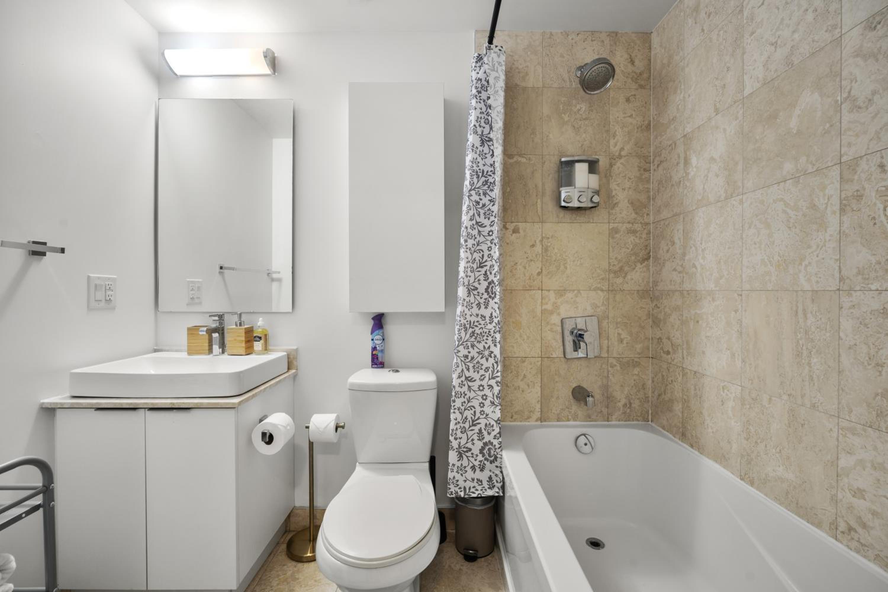 GLOBALSTAY Gorgeous Downtown Apartment