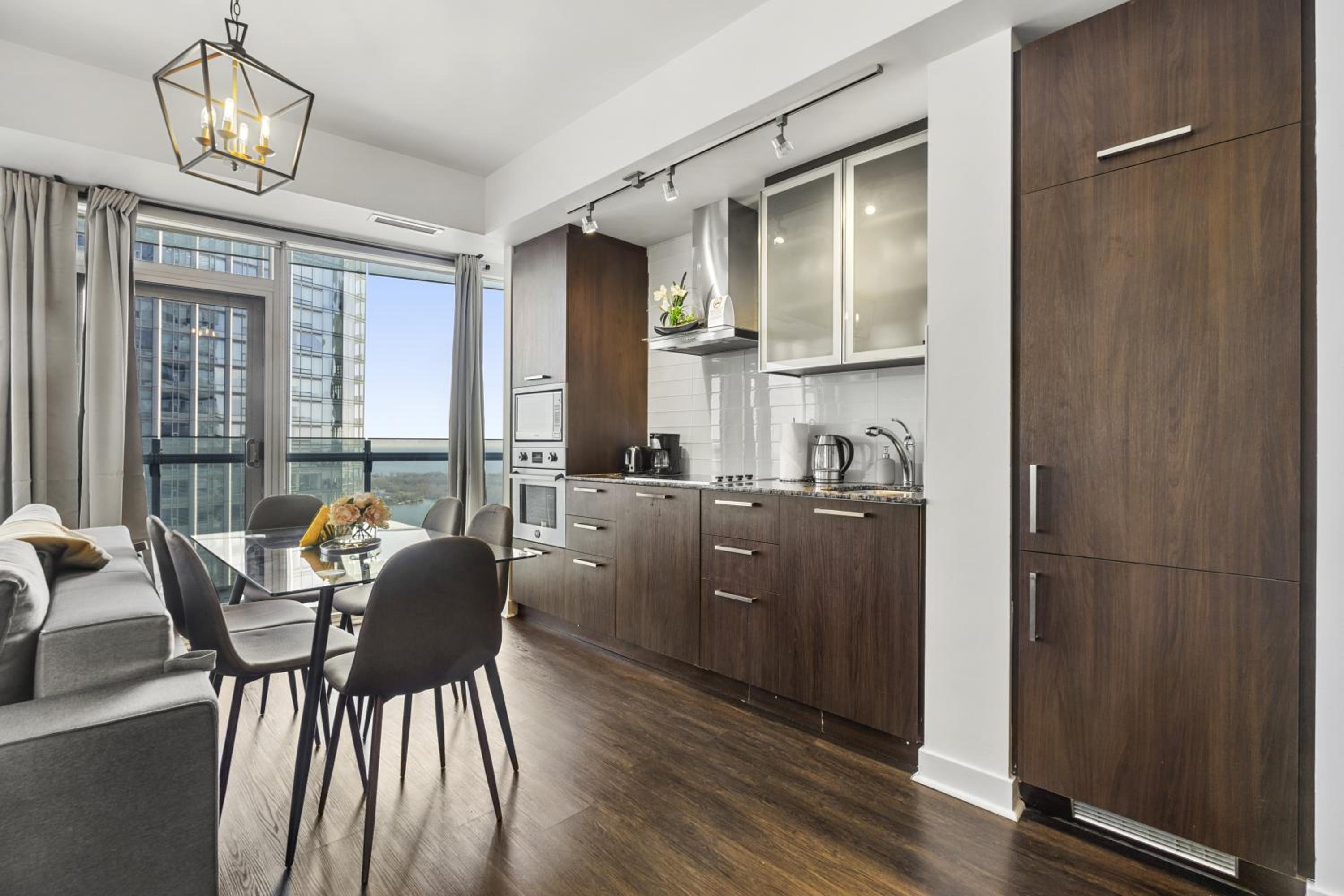 GLOBALSTAY Gorgeous Downtown Apartment